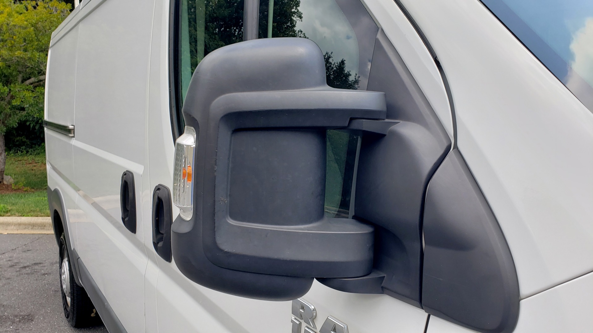 Used 2015 Ram PROMASTER CARGO VAN 1500 / LOW ROOF / 136IN WB / ROOF RACK / 1-OWNER for sale Sold at Formula Imports in Charlotte NC 28227 15