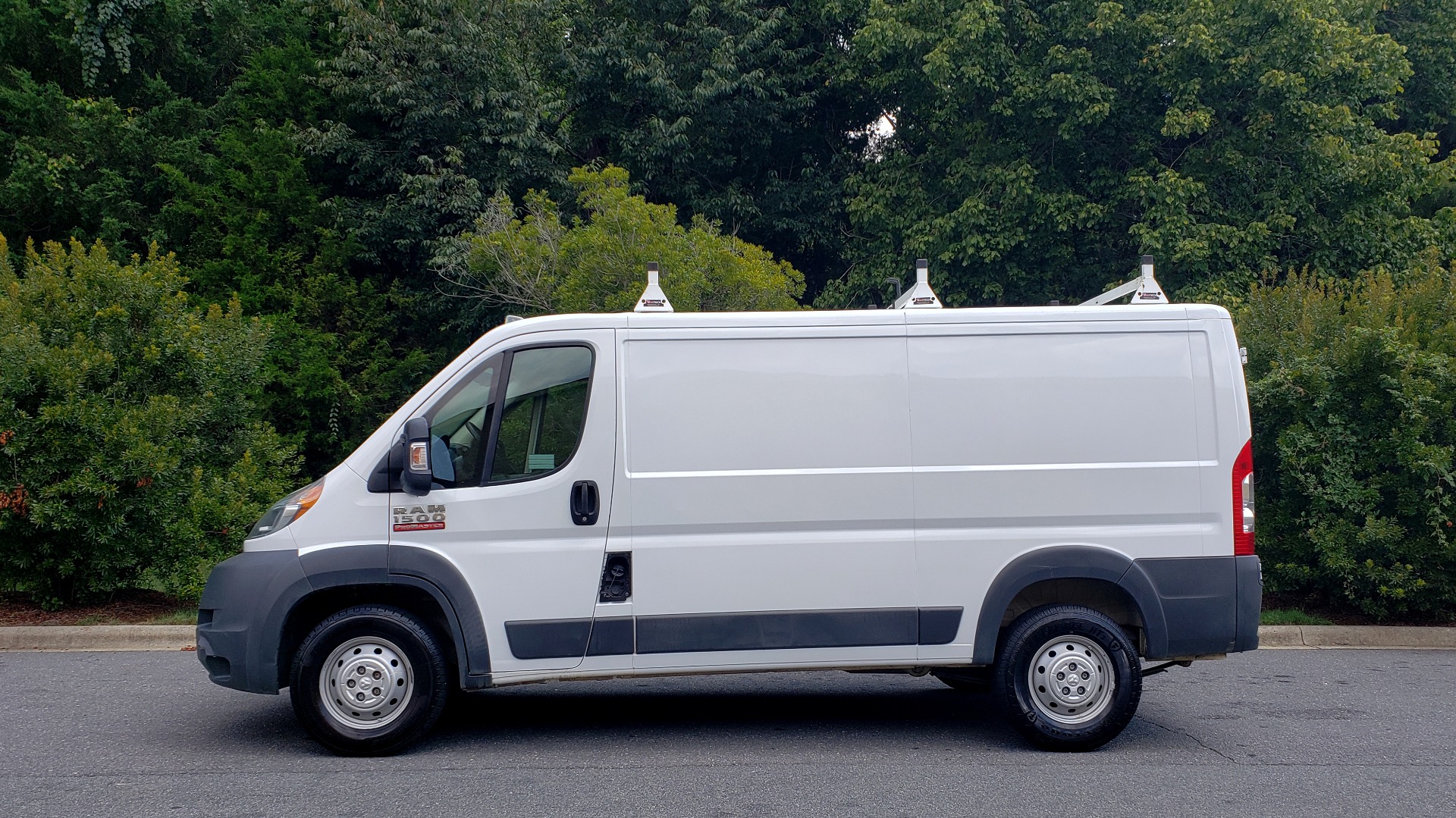Used 2015 Ram PROMASTER CARGO VAN 1500 / LOW ROOF / 136IN WB / ROOF RACK / 1-OWNER for sale Sold at Formula Imports in Charlotte NC 28227 2
