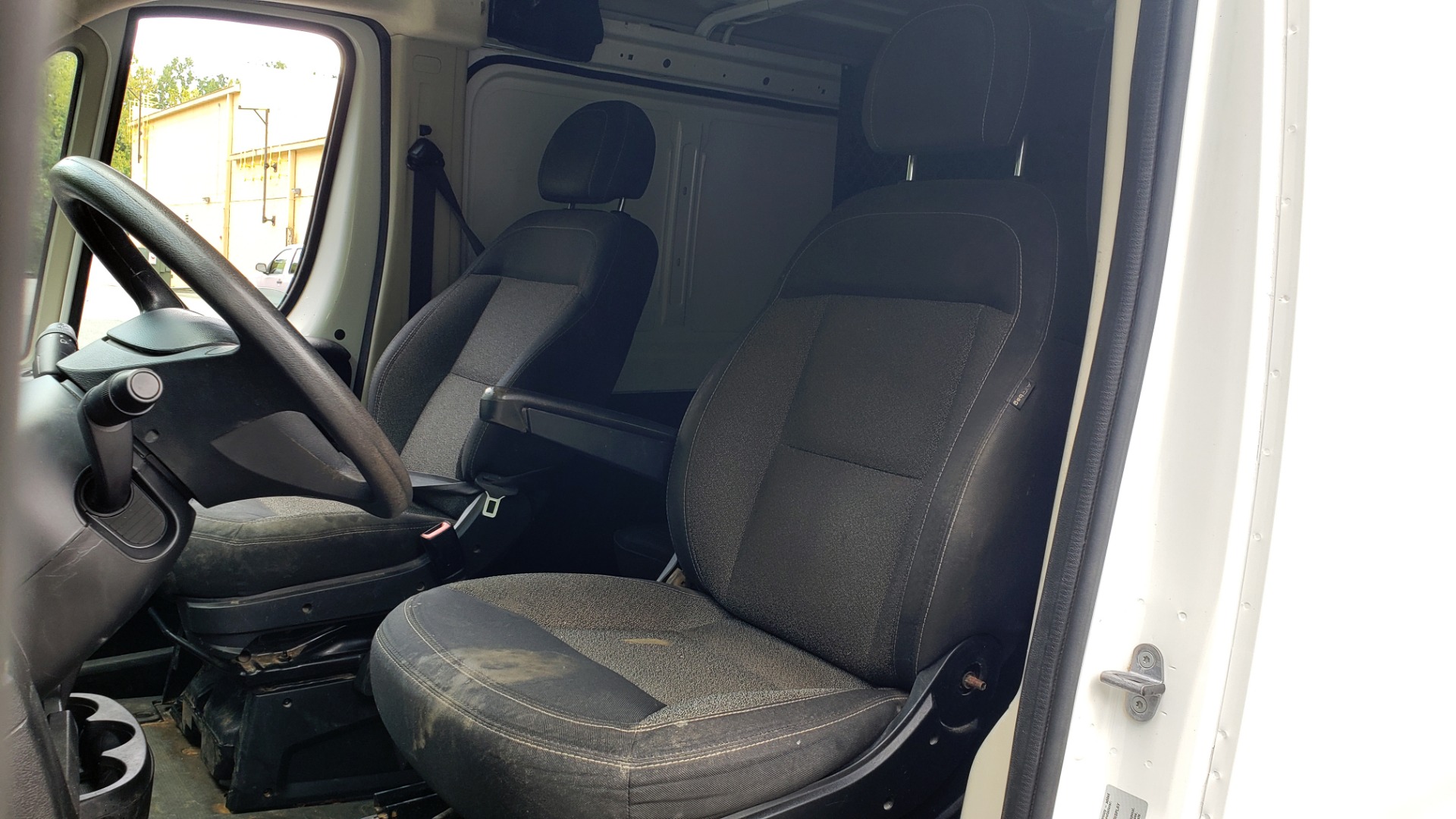 Used 2015 Ram PROMASTER CARGO VAN 1500 / LOW ROOF / 136IN WB / ROOF RACK / 1-OWNER for sale Sold at Formula Imports in Charlotte NC 28227 27