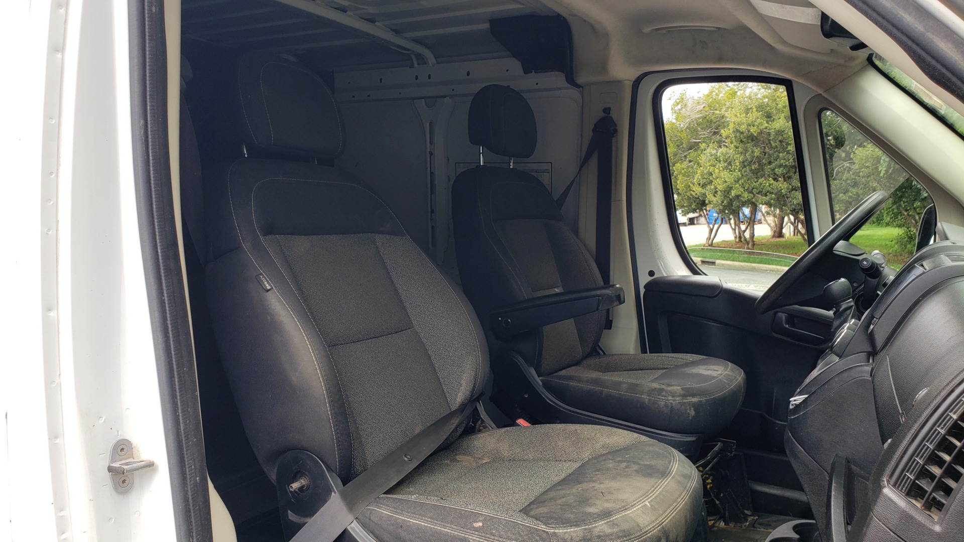 Used 2015 Ram PROMASTER CARGO VAN 1500 / LOW ROOF / 136IN WB / ROOF RACK / 1-OWNER for sale Sold at Formula Imports in Charlotte NC 28227 42