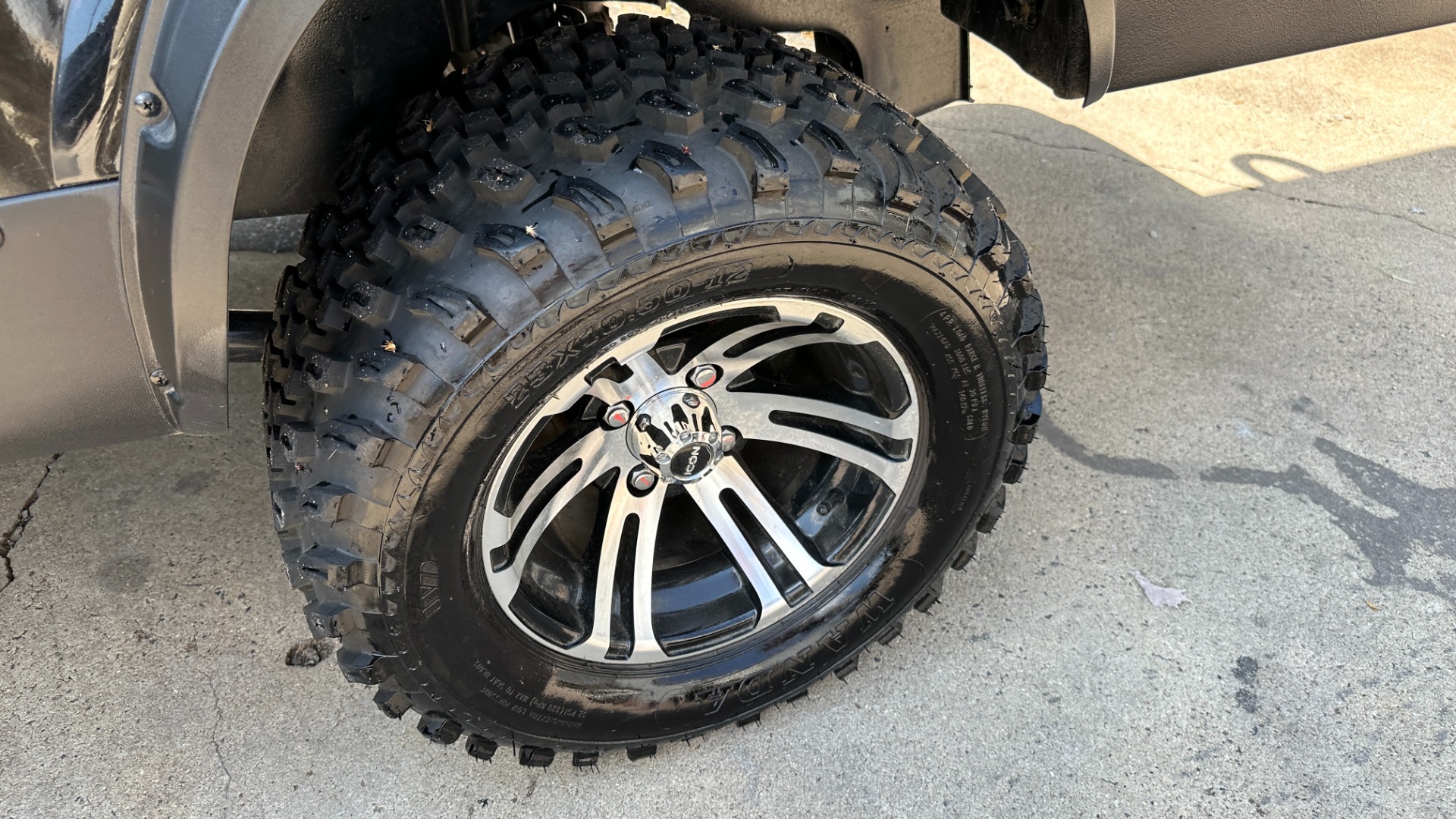 Used 2020 ICON i40L LIFTED / BLUETOOTH STEREO / ELECTRIC / DIGITAL DISPLAY / for sale $9,499 at Formula Imports in Charlotte NC 28227 41
