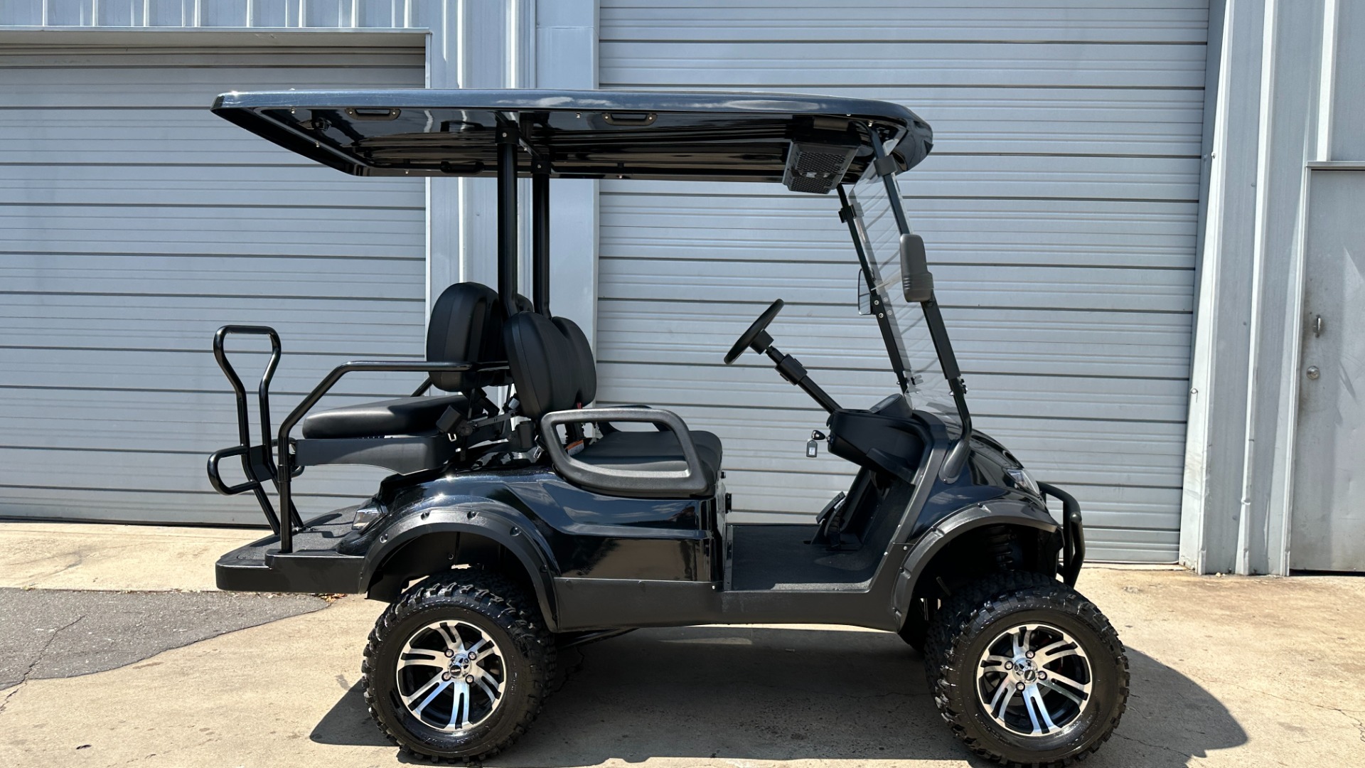 Used 2020 ICON i40L LIFTED / BLUETOOTH STEREO / ELECTRIC / DIGITAL DISPLAY / for sale $9,499 at Formula Imports in Charlotte NC 28227 6