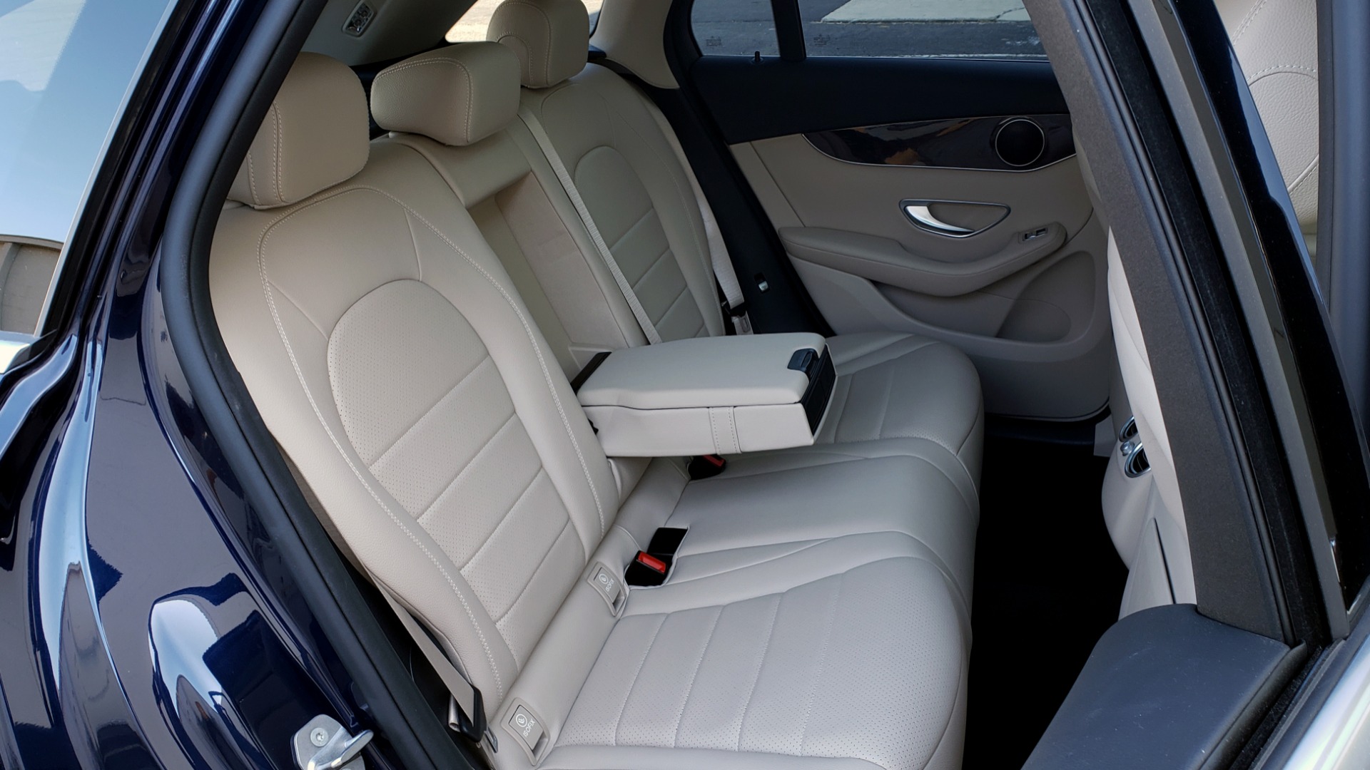 Used 2017 Mercedes-Benz GLC 300 4MATIC / PREM / NAV / KEYLESS-GO / SUNROOF / REARVIEW for sale Sold at Formula Imports in Charlotte NC 28227 67