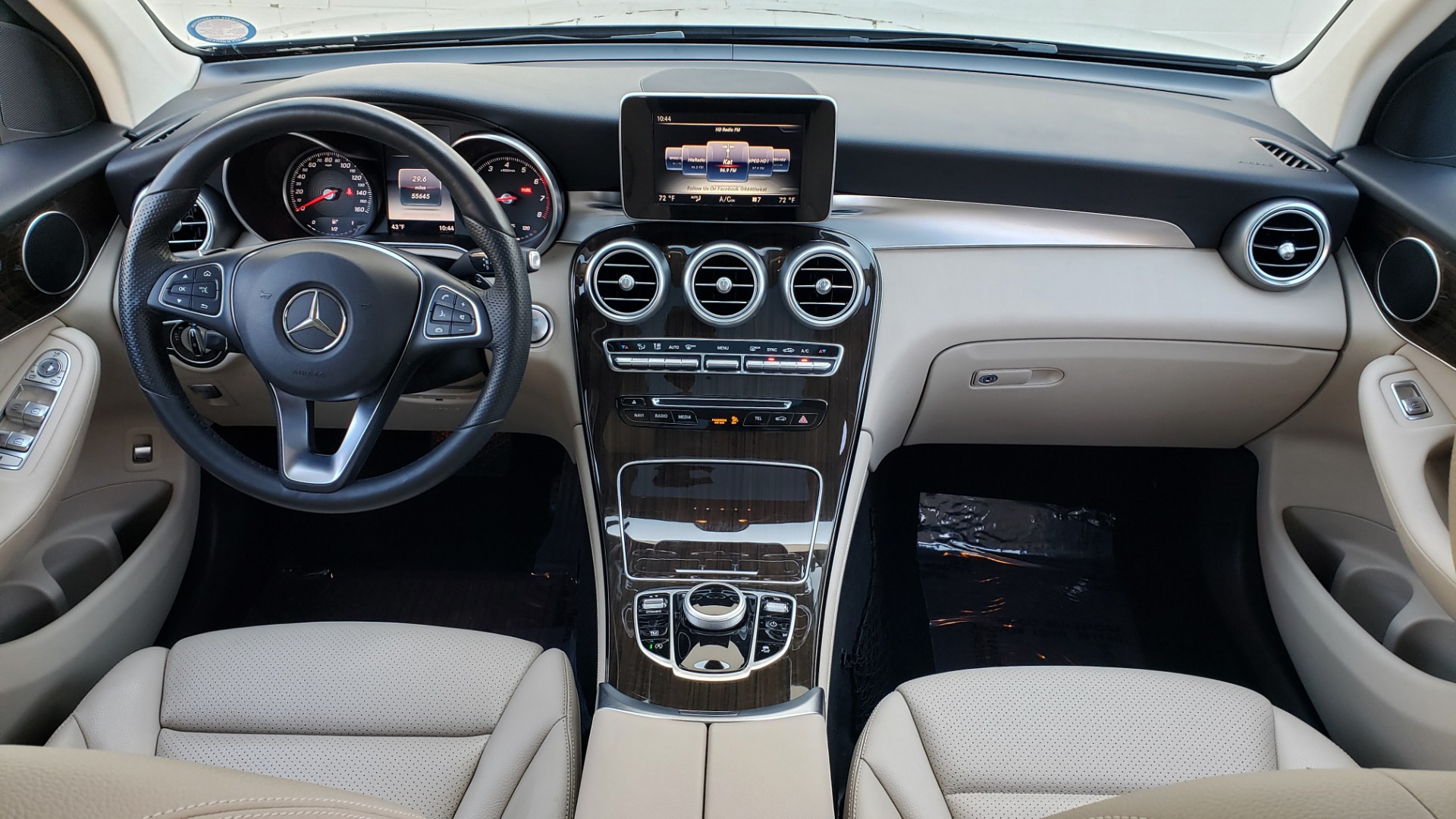Used 2017 Mercedes-Benz GLC 300 4MATIC / PREM / NAV / KEYLESS-GO / SUNROOF / REARVIEW for sale Sold at Formula Imports in Charlotte NC 28227 71