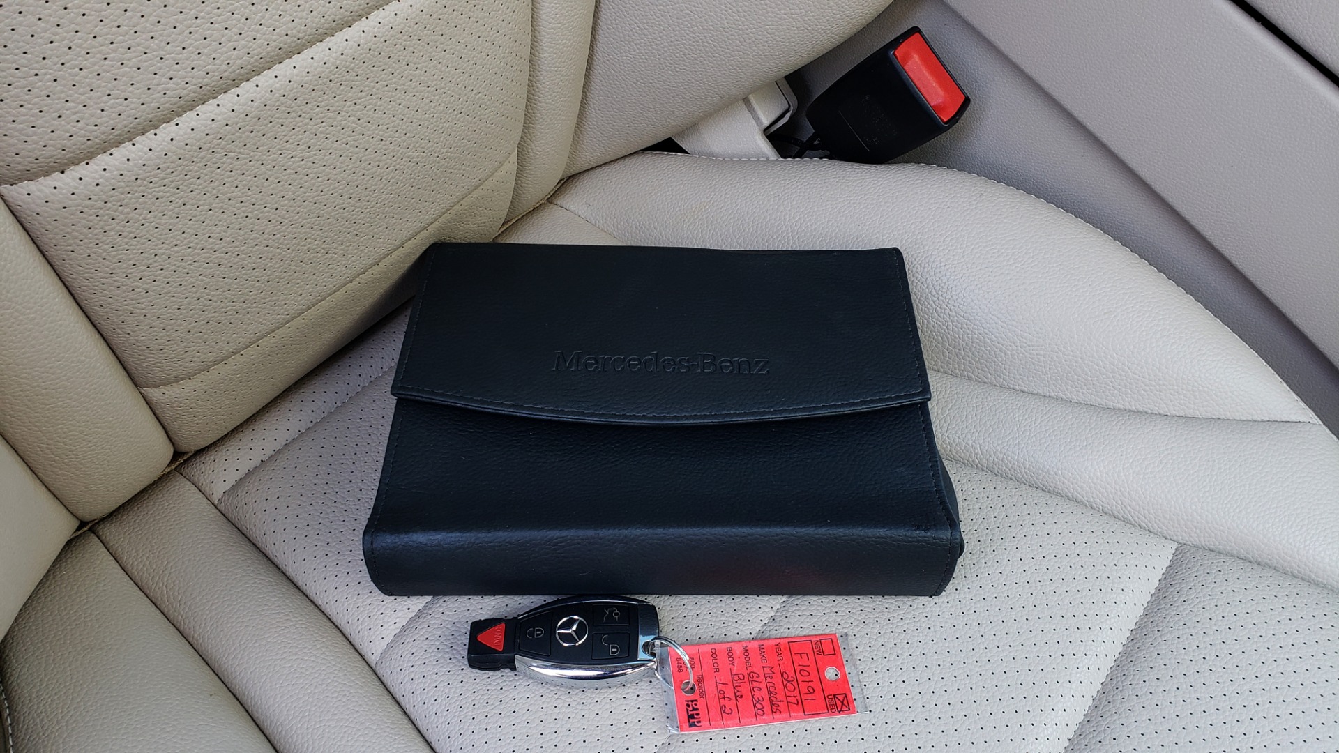 Used 2017 Mercedes-Benz GLC 300 4MATIC / PREM / NAV / KEYLESS-GO / SUNROOF / REARVIEW for sale Sold at Formula Imports in Charlotte NC 28227 85