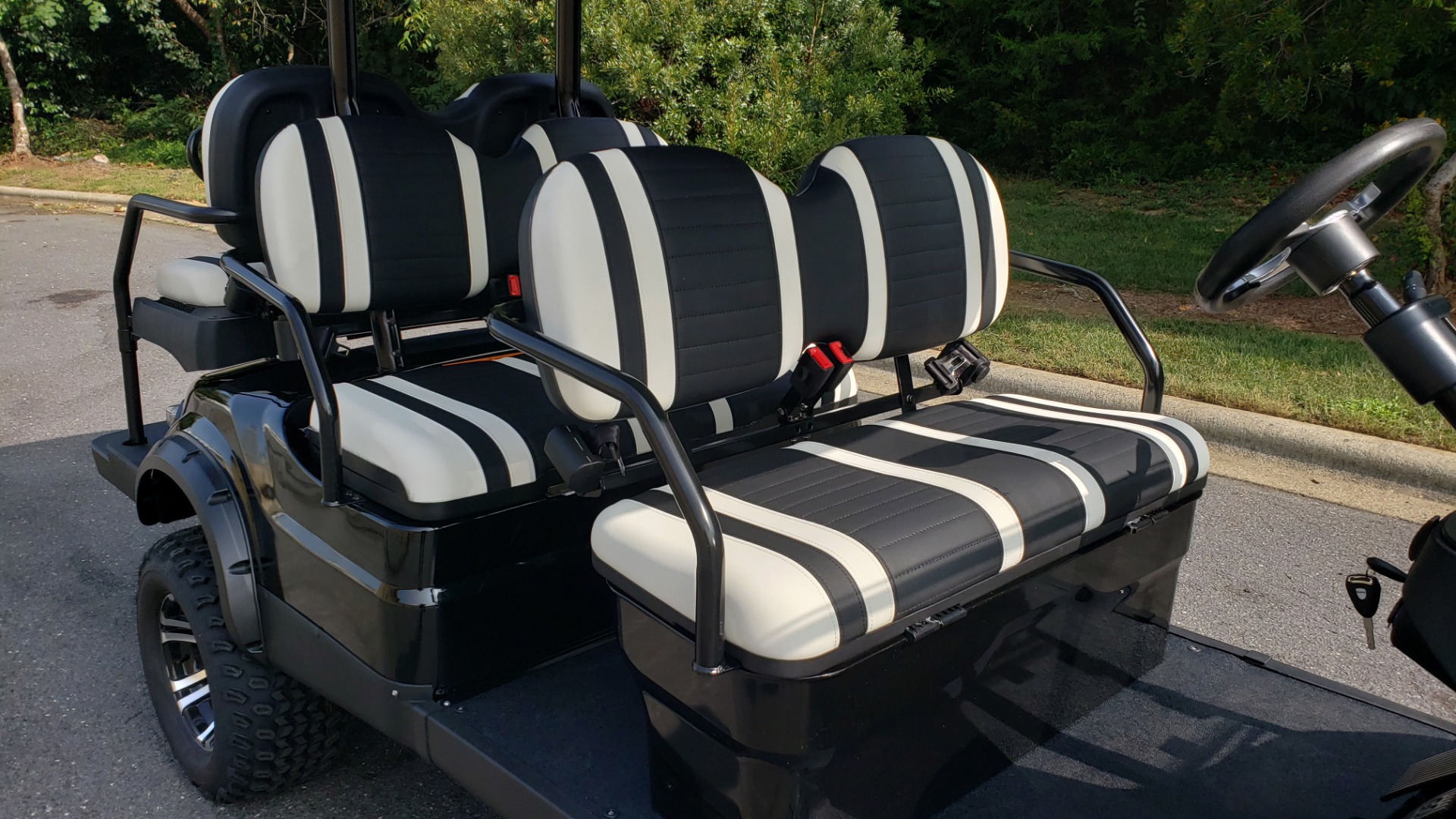 Used 2020 for sale Sold at Formula Imports in Charlotte NC 28227 30