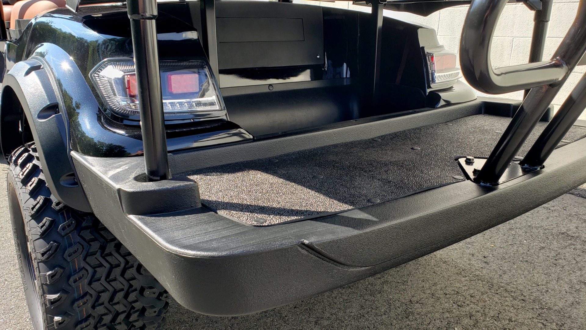 Used 2020 ICON I60L ELECTRIC CAR / 3-ROW / LIFTED / GOLF CART / SPEEDO for sale Sold at Formula Imports in Charlotte NC 28227 14