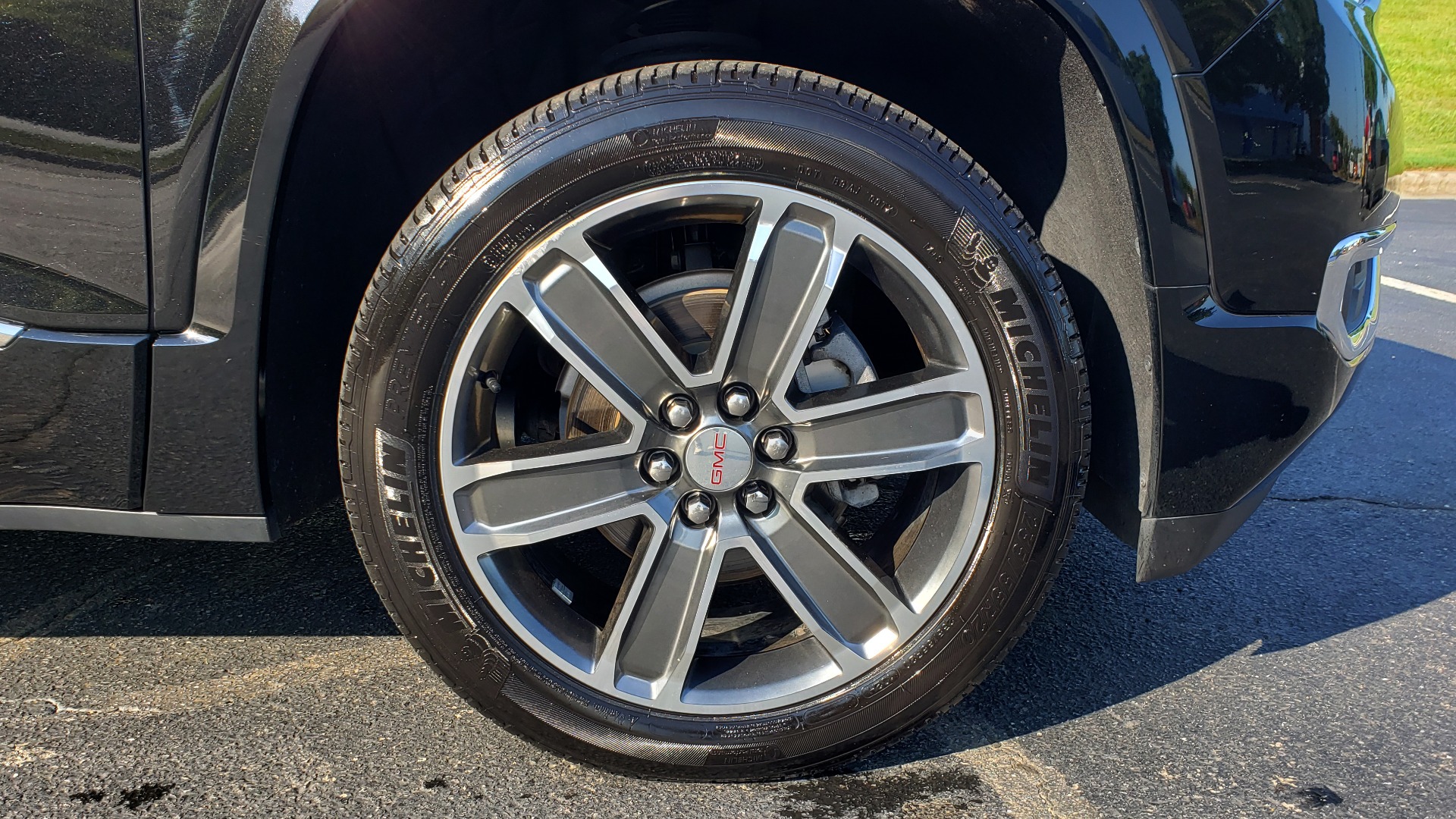 Used 2017 GMC ACADIA DENALI / FWD / NAV / SUNROOF / CAMERA / 3-ROW for sale Sold at Formula Imports in Charlotte NC 28227 12