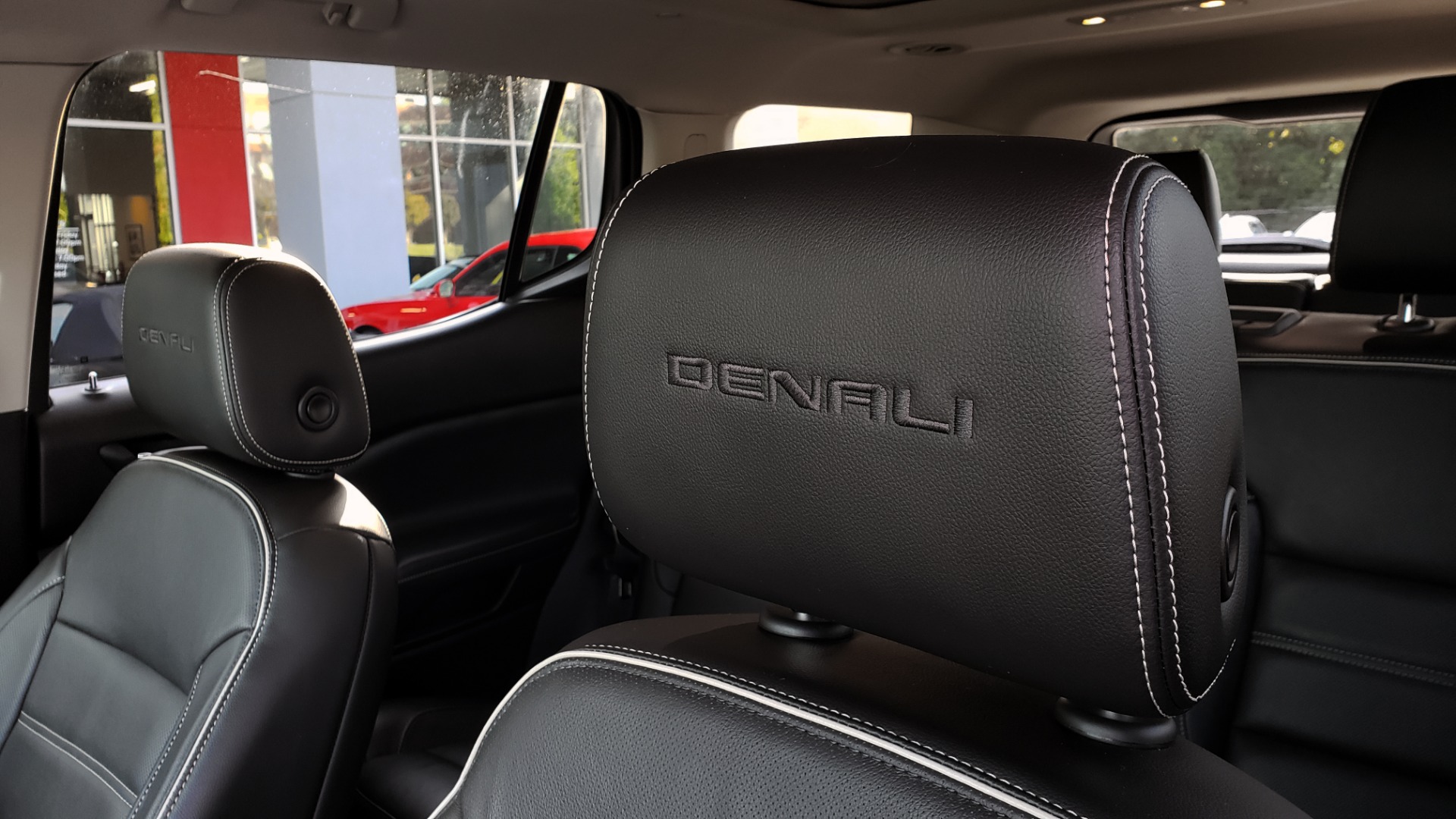Used 2017 GMC ACADIA DENALI / FWD / NAV / SUNROOF / CAMERA / 3-ROW for sale Sold at Formula Imports in Charlotte NC 28227 43