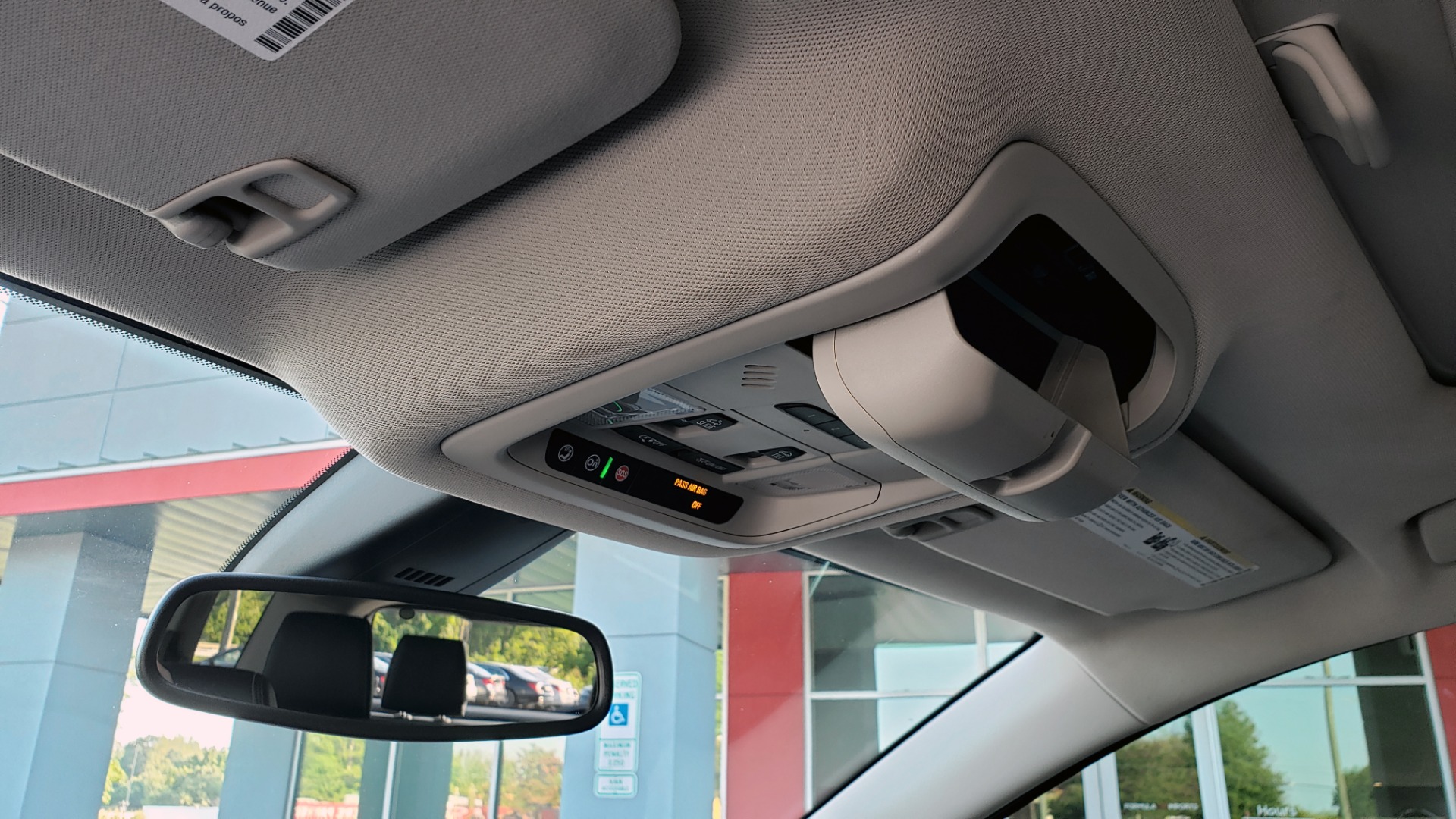 Used 2017 GMC ACADIA DENALI / FWD / NAV / SUNROOF / CAMERA / 3-ROW for sale Sold at Formula Imports in Charlotte NC 28227 57