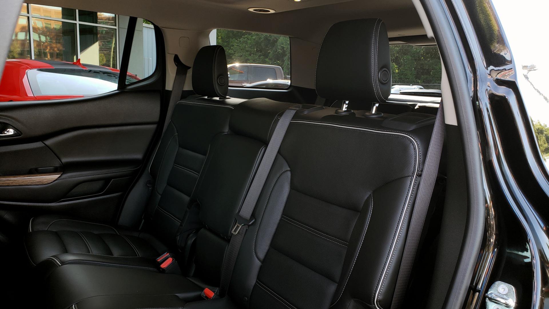Used 2017 GMC ACADIA DENALI / FWD / NAV / SUNROOF / CAMERA / 3-ROW for sale Sold at Formula Imports in Charlotte NC 28227 64