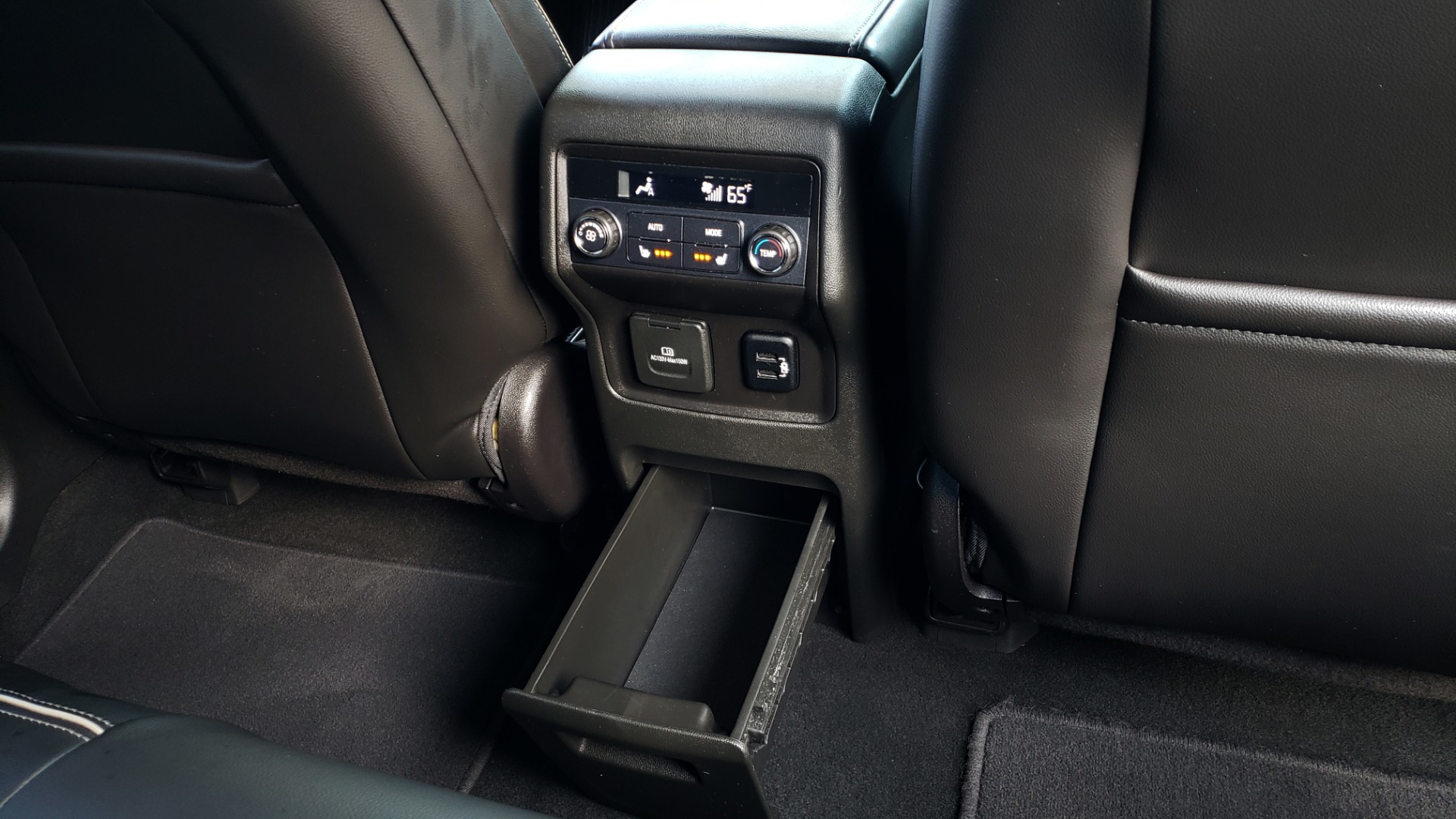 Used 2017 GMC ACADIA DENALI / FWD / NAV / SUNROOF / CAMERA / 3-ROW for sale Sold at Formula Imports in Charlotte NC 28227 81