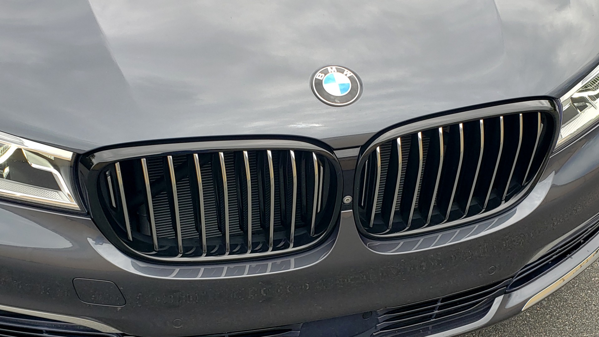 Used 2016 BMW 7 SERIES 750I EXEC PKG / DRVR ASST PLUS / CLD WTHR / SKY LOUNGE ROOF for sale Sold at Formula Imports in Charlotte NC 28227 18