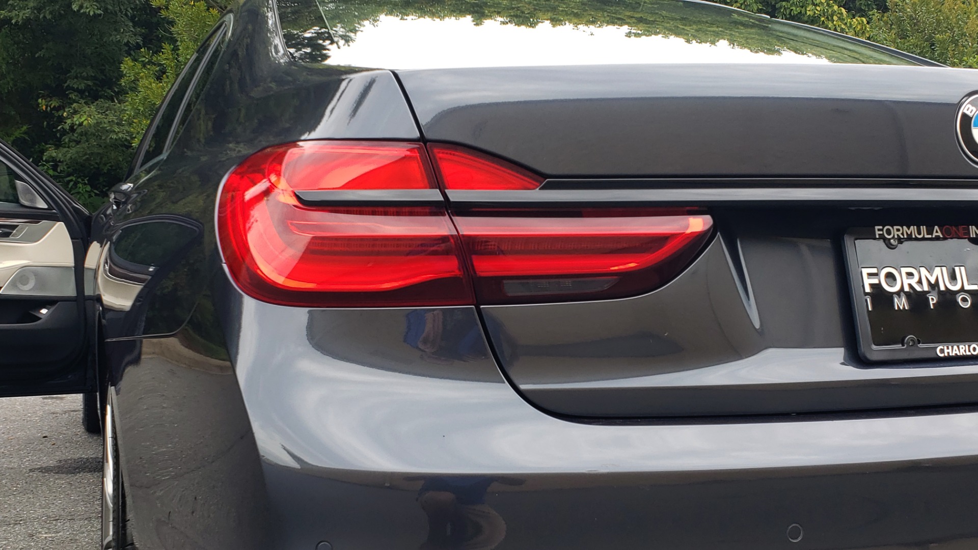 Used 2016 BMW 7 SERIES 750I EXEC PKG / DRVR ASST PLUS / CLD WTHR / SKY LOUNGE ROOF for sale Sold at Formula Imports in Charlotte NC 28227 26