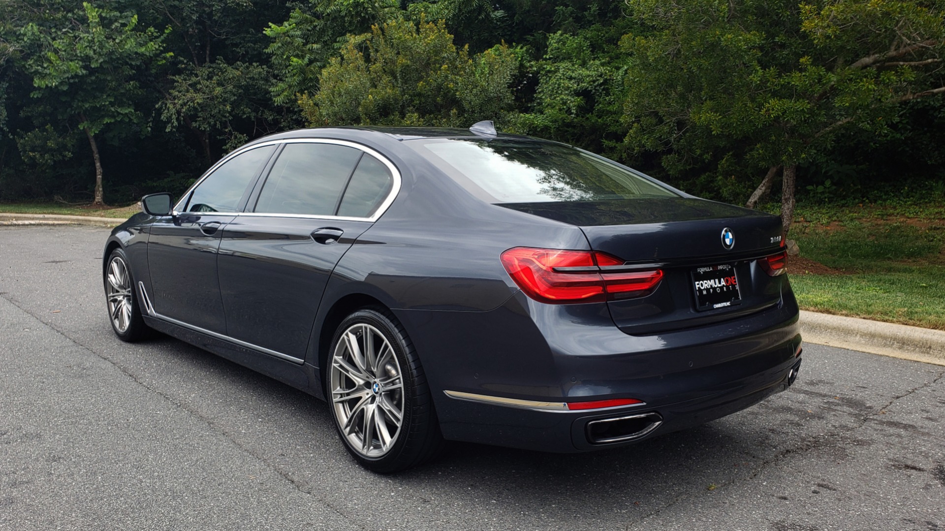 Used 2016 BMW 7 SERIES 750I EXEC PKG / DRVR ASST PLUS / CLD WTHR / SKY LOUNGE ROOF for sale Sold at Formula Imports in Charlotte NC 28227 3