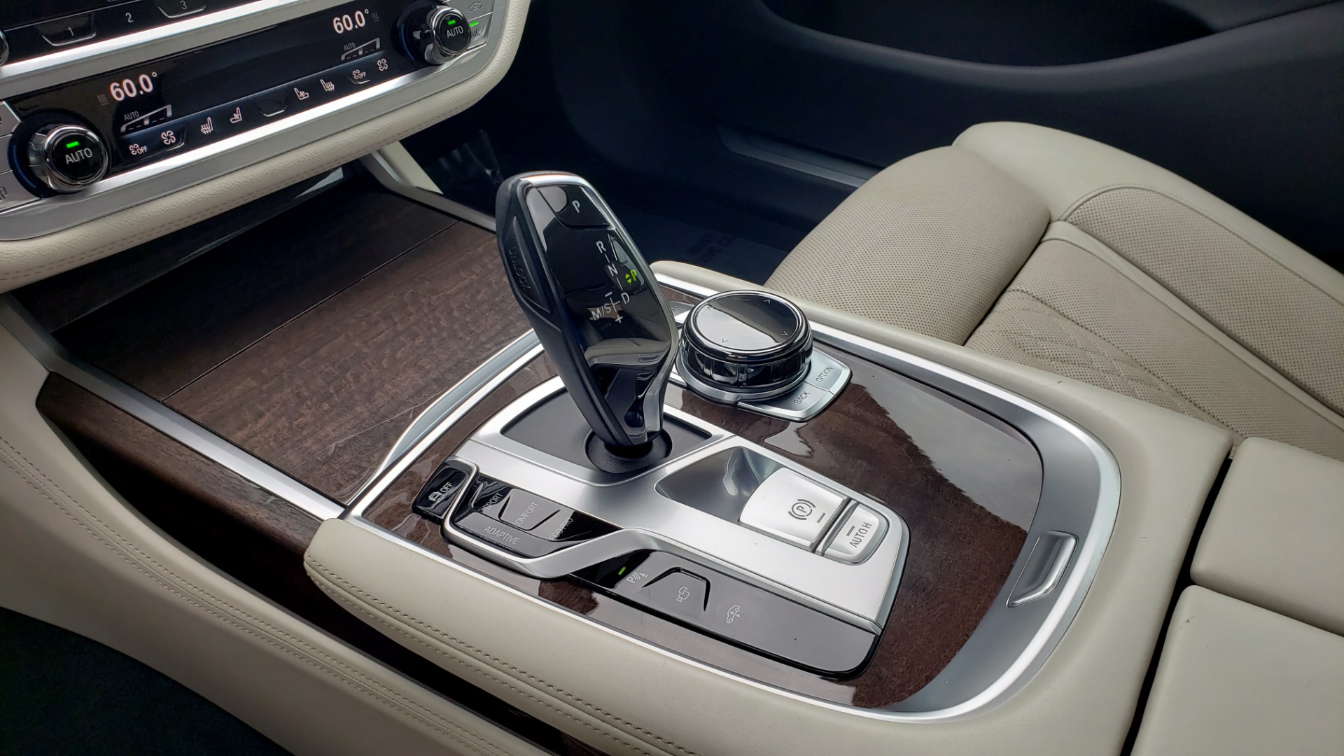 Used 2016 BMW 7 SERIES 750I EXEC PKG / DRVR ASST PLUS / CLD WTHR / SKY LOUNGE ROOF for sale Sold at Formula Imports in Charlotte NC 28227 51