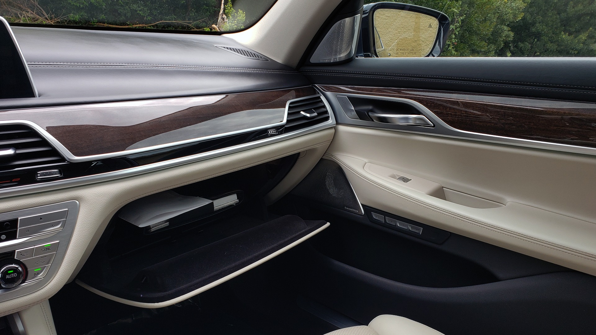 Used 2016 BMW 7 SERIES 750I EXEC PKG / DRVR ASST PLUS / CLD WTHR / SKY LOUNGE ROOF for sale Sold at Formula Imports in Charlotte NC 28227 54
