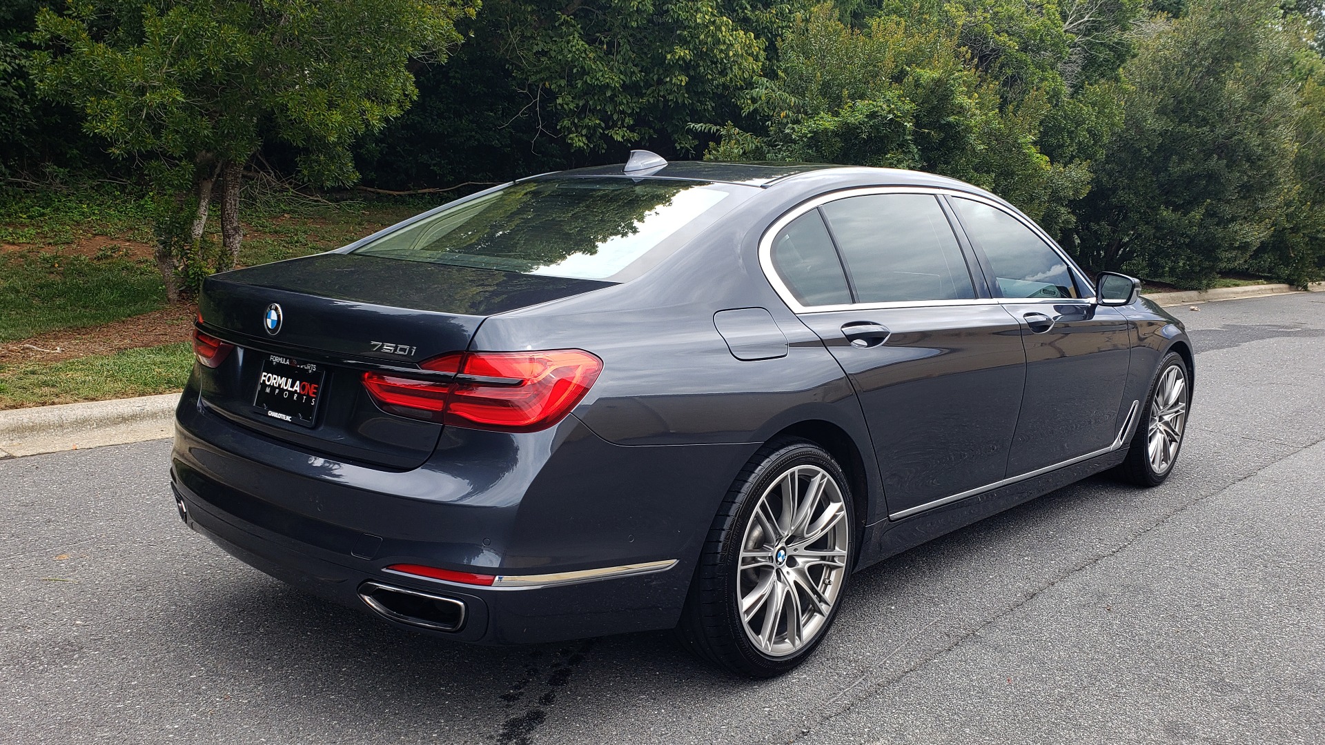 Used 2016 BMW 7 SERIES 750I EXEC PKG / DRVR ASST PLUS / CLD WTHR / SKY LOUNGE ROOF for sale Sold at Formula Imports in Charlotte NC 28227 6