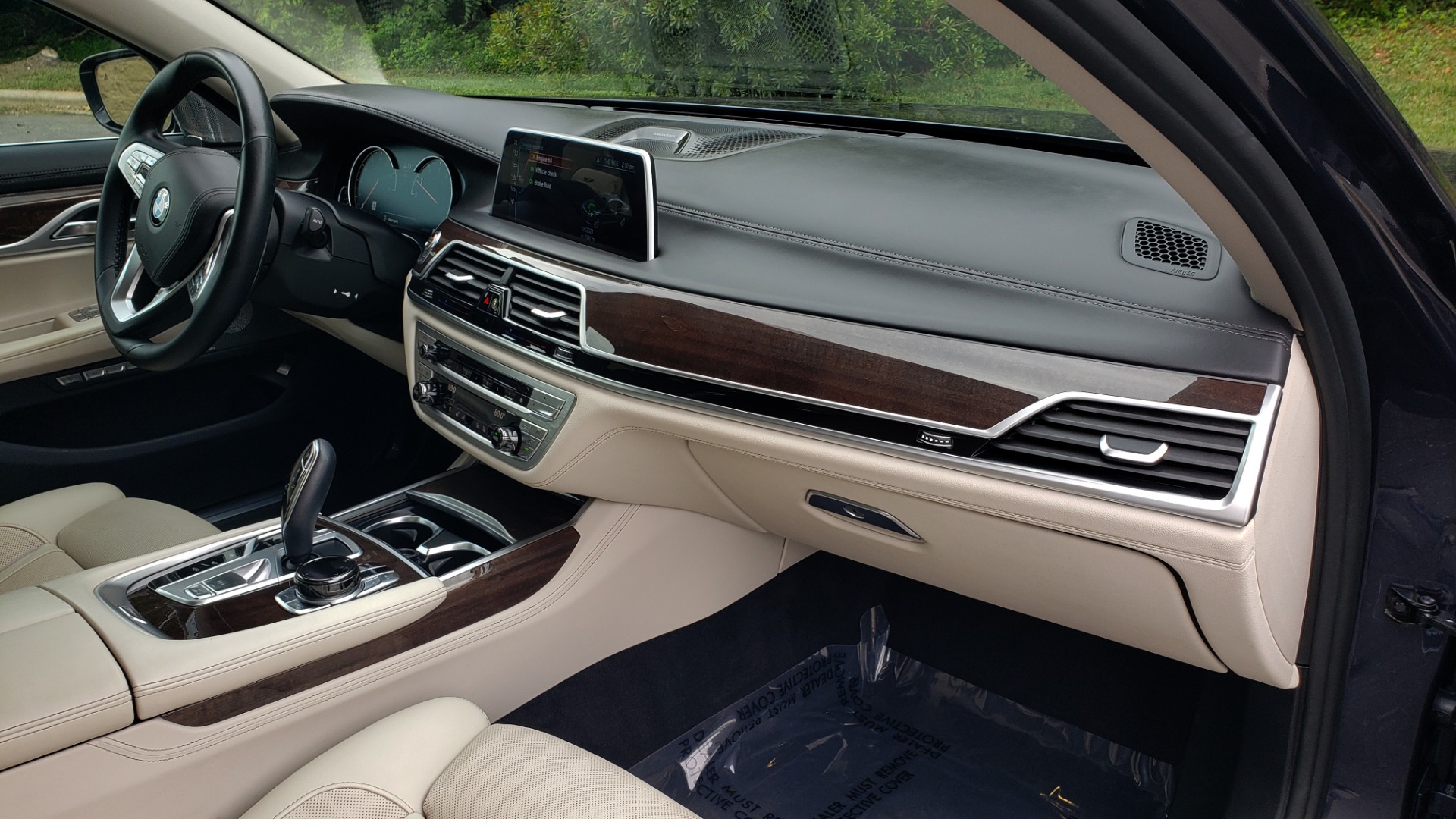 Used 2016 BMW 7 SERIES 750I EXEC PKG / DRVR ASST PLUS / CLD WTHR / SKY LOUNGE ROOF for sale Sold at Formula Imports in Charlotte NC 28227 72