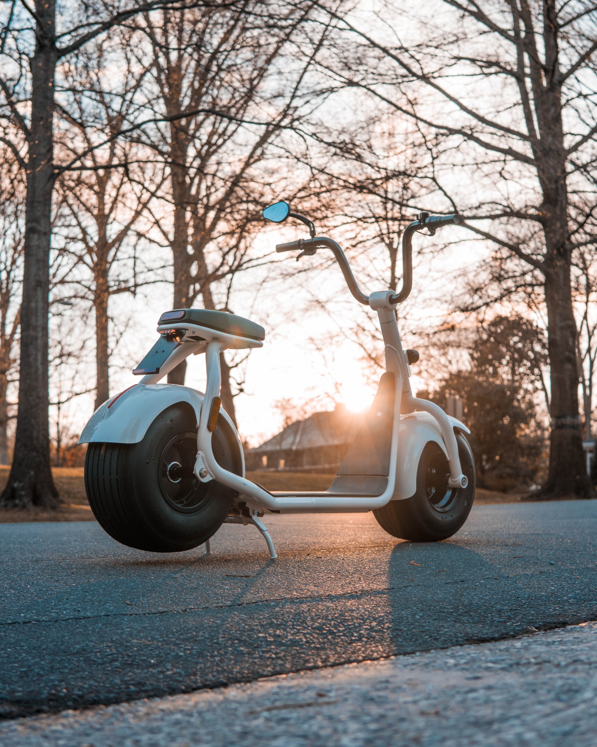 Used 2018 SCROOSER ELECTRIC SCOOTER SELF BALANCED / FOAM WHITE / 15.5 MPH / 34 MI RANGE for sale Sold at Formula Imports in Charlotte NC 28227 17