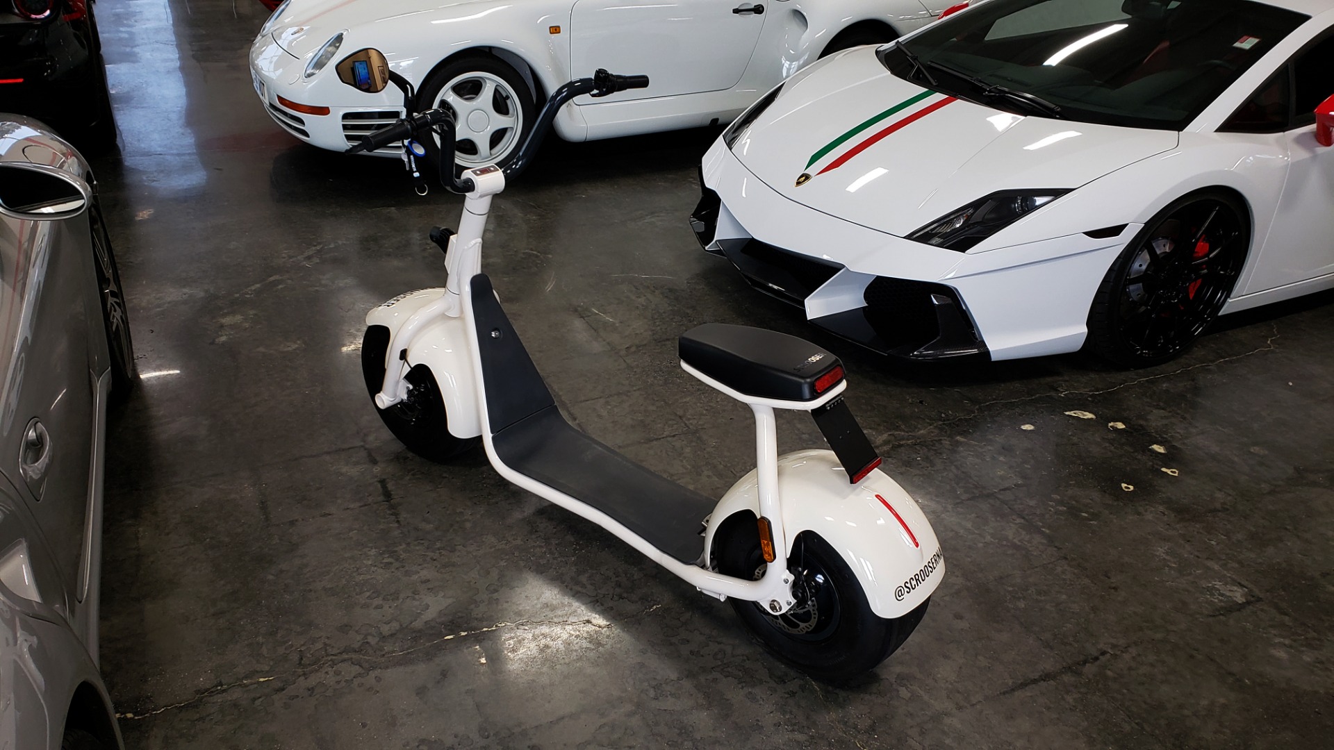 Used 2018 SCROOSER ELECTRIC SCOOTER SELF BALANCED / FOAM WHITE / 15.5 MPH / 34 MI RANGE for sale Sold at Formula Imports in Charlotte NC 28227 5