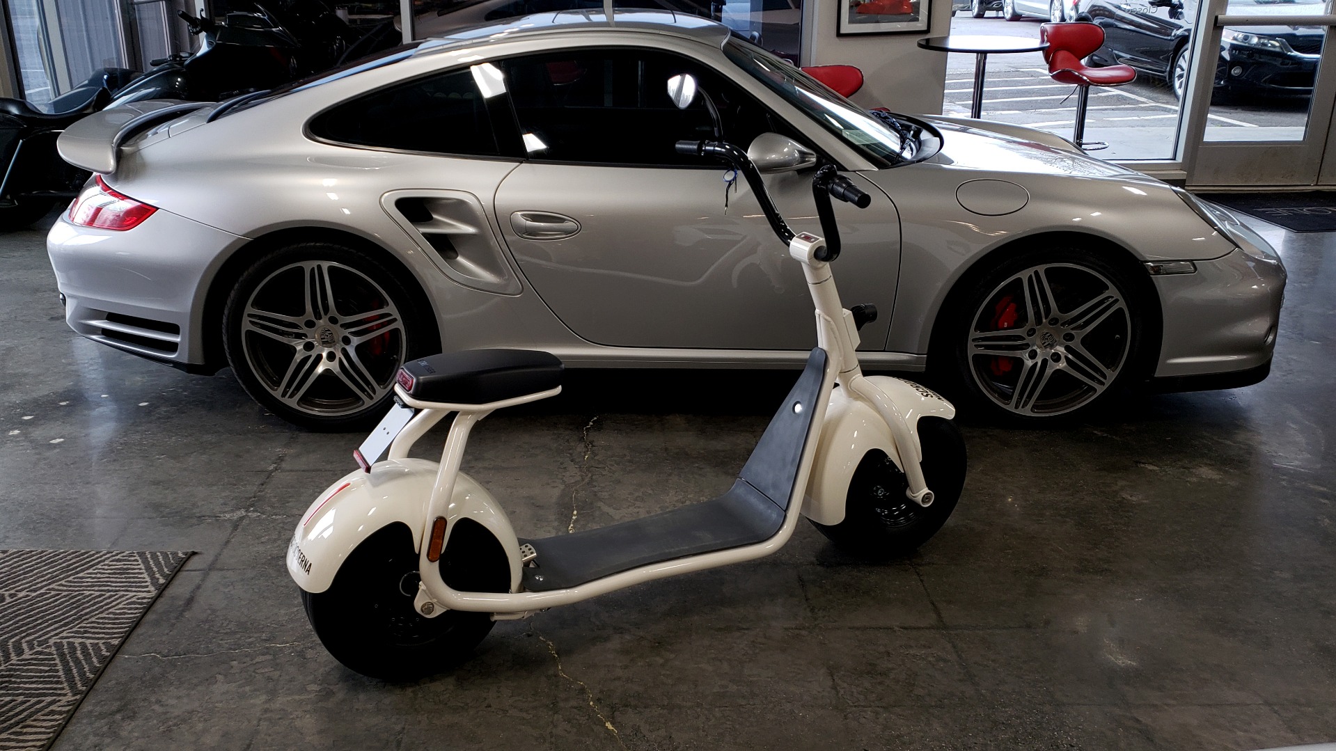 Used 2018 SCROOSER ELECTRIC SCOOTER SELF BALANCED / CUSTOM WHITE / 15.5 MPH / 34 MI RANGE for sale Sold at Formula Imports in Charlotte NC 28227 4