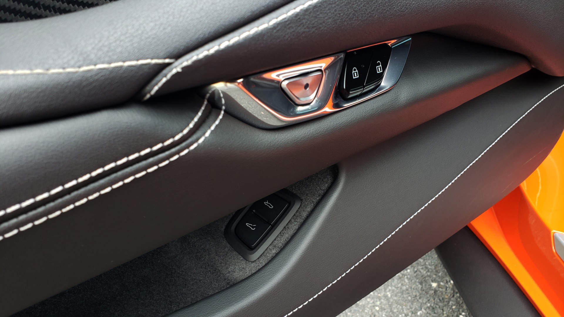 Used 2020 Chevrolet CORVETTE C8 STINGRAY 2LT / 6.2L V8 / 8-SPD AUTO / NAV / BOSE / REARVIEW / DATA RECOR for sale Sold at Formula Imports in Charlotte NC 28227 36