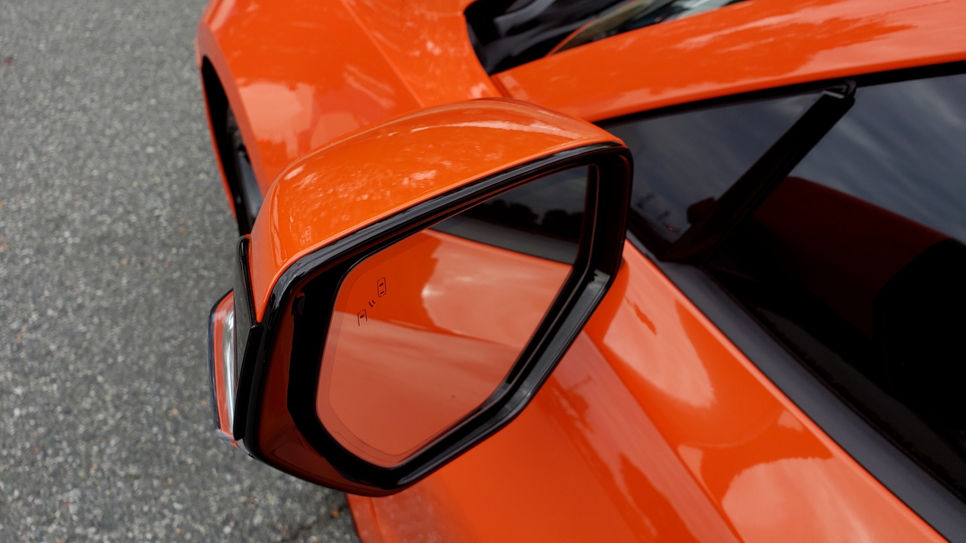 Used 2020 Chevrolet CORVETTE C8 STINGRAY 2LT / 6.2L V8 / 8-SPD AUTO / NAV / BOSE / REARVIEW / DATA RECOR for sale Sold at Formula Imports in Charlotte NC 28227 8