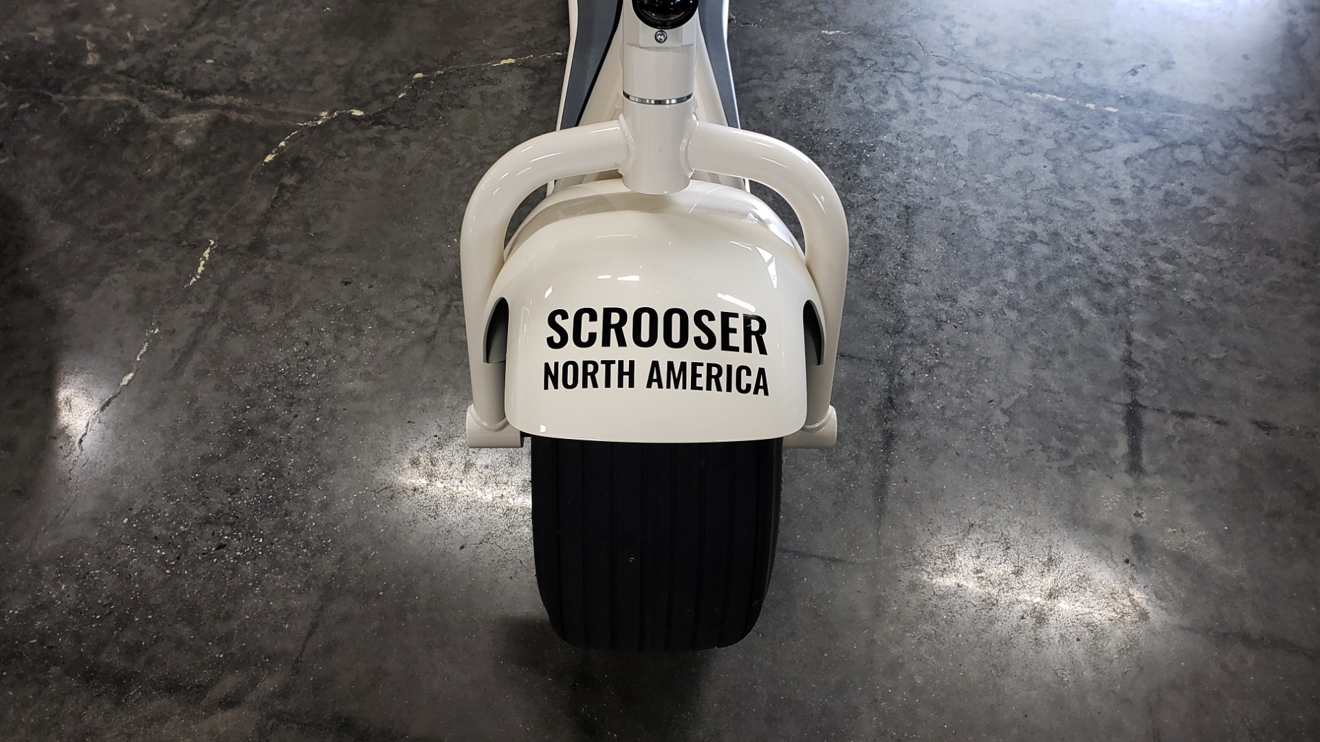 Used 2018 SCROOSER ELECTRIC SCOOTER SELF BALANCED / CUSTOM WHITE / 15.5 MPH / 34 MI RANGE for sale Sold at Formula Imports in Charlotte NC 28227 2