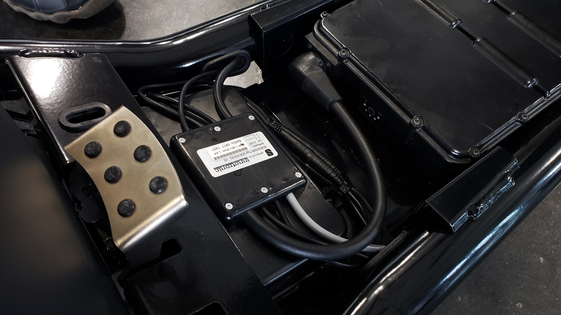 Used 2018 SCROOSER ELECTRIC SCOOTER SELF BALANCED / BLACK / 15.5 MPH / 34 MI RANGE for sale Sold at Formula Imports in Charlotte NC 28227 5