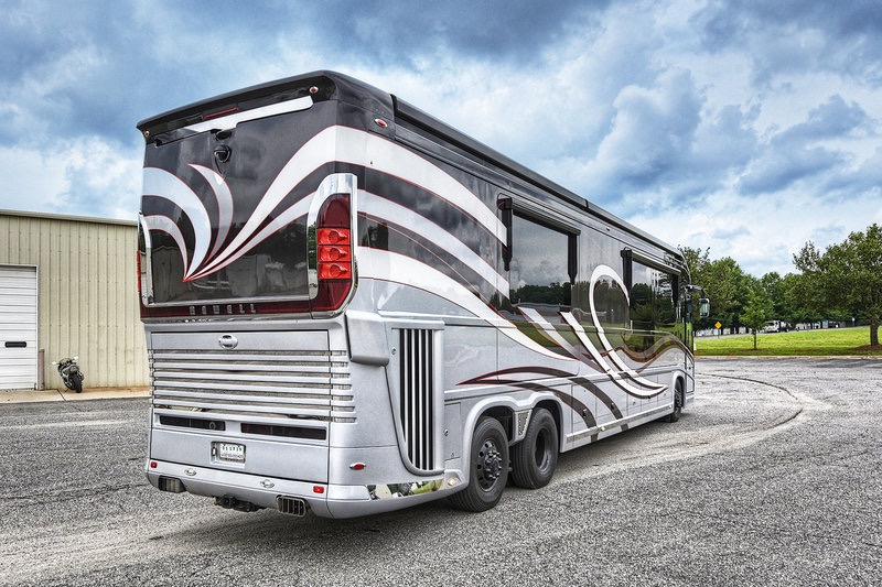Used 2017 Newell 45 COACH QUAD-SLIDE OUT / 2020P PORSCHE DESIGN ADVANCED STYLING for sale Sold at Formula Imports in Charlotte NC 28227 10