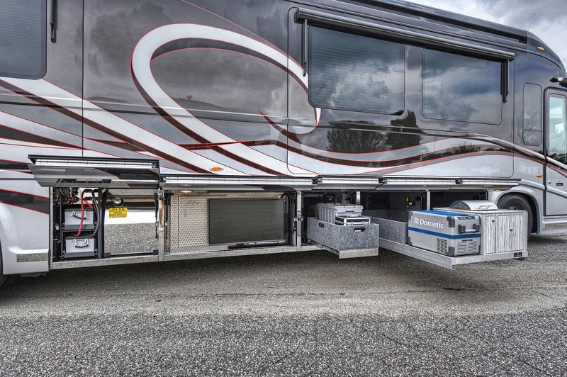 Used 2017 Newell 45 COACH QUAD-SLIDE OUT / 2020P PORSCHE DESIGN ADVANCED STYLING for sale Sold at Formula Imports in Charlotte NC 28227 14