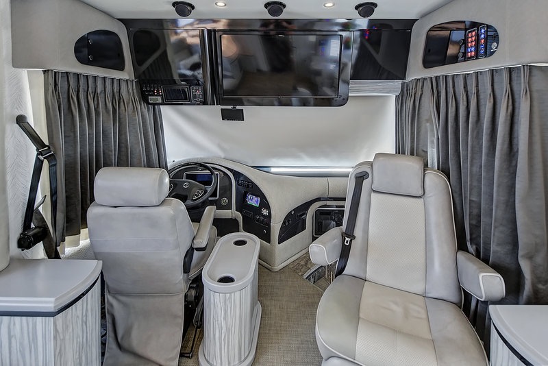 Used 2017 Newell 45 COACH QUAD-SLIDE OUT / 2020P PORSCHE DESIGN ADVANCED STYLING for sale Sold at Formula Imports in Charlotte NC 28227 33