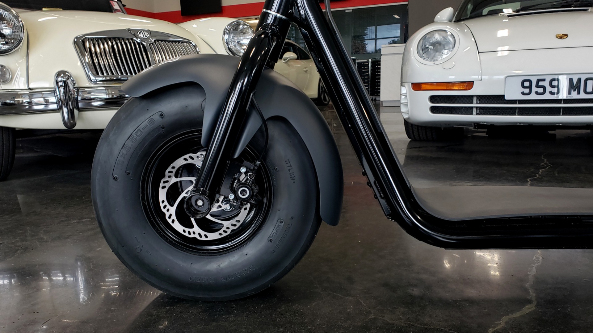 Used 2018 SCROOSER ELECTRIC SCOOTER SELF BALANCED / PITCH BLACK / 15.5 MPH / 34 MI RANGE for sale Sold at Formula Imports in Charlotte NC 28227 15