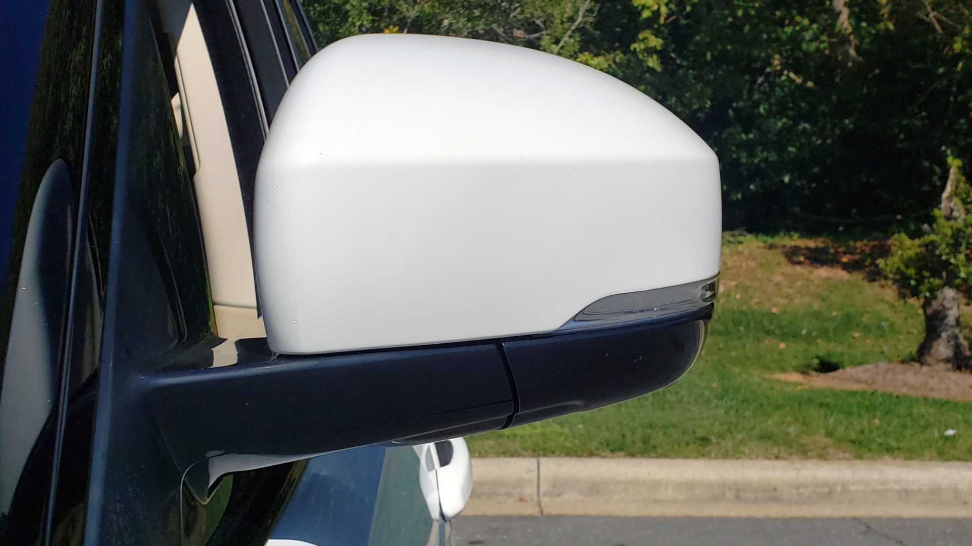 Used 2017 Land Rover RANGE ROVER SE / 4WD / SC V6 / NAV / DRIVE PKG / PANO-ROOF / REARVIEW for sale Sold at Formula Imports in Charlotte NC 28227 30
