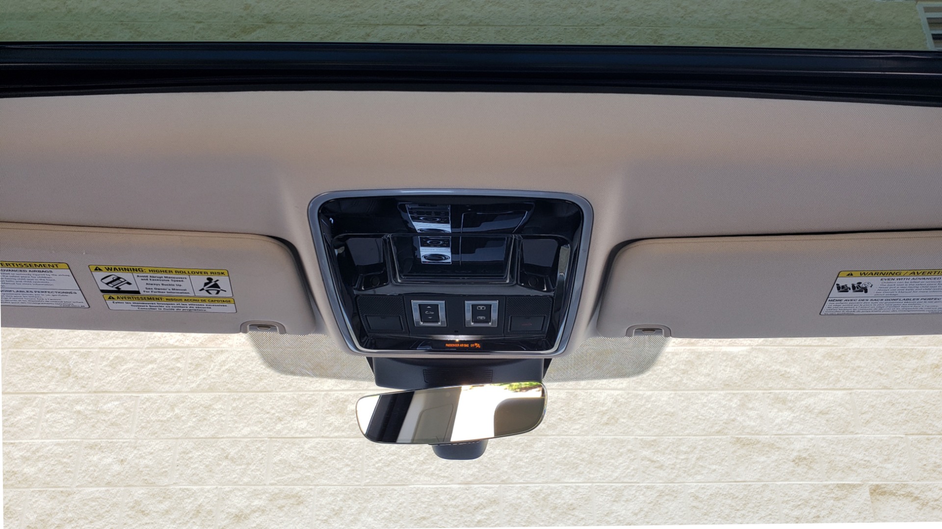 Used 2017 Land Rover RANGE ROVER SE / 4WD / SC V6 / NAV / DRIVE PKG / PANO-ROOF / REARVIEW for sale Sold at Formula Imports in Charlotte NC 28227 89