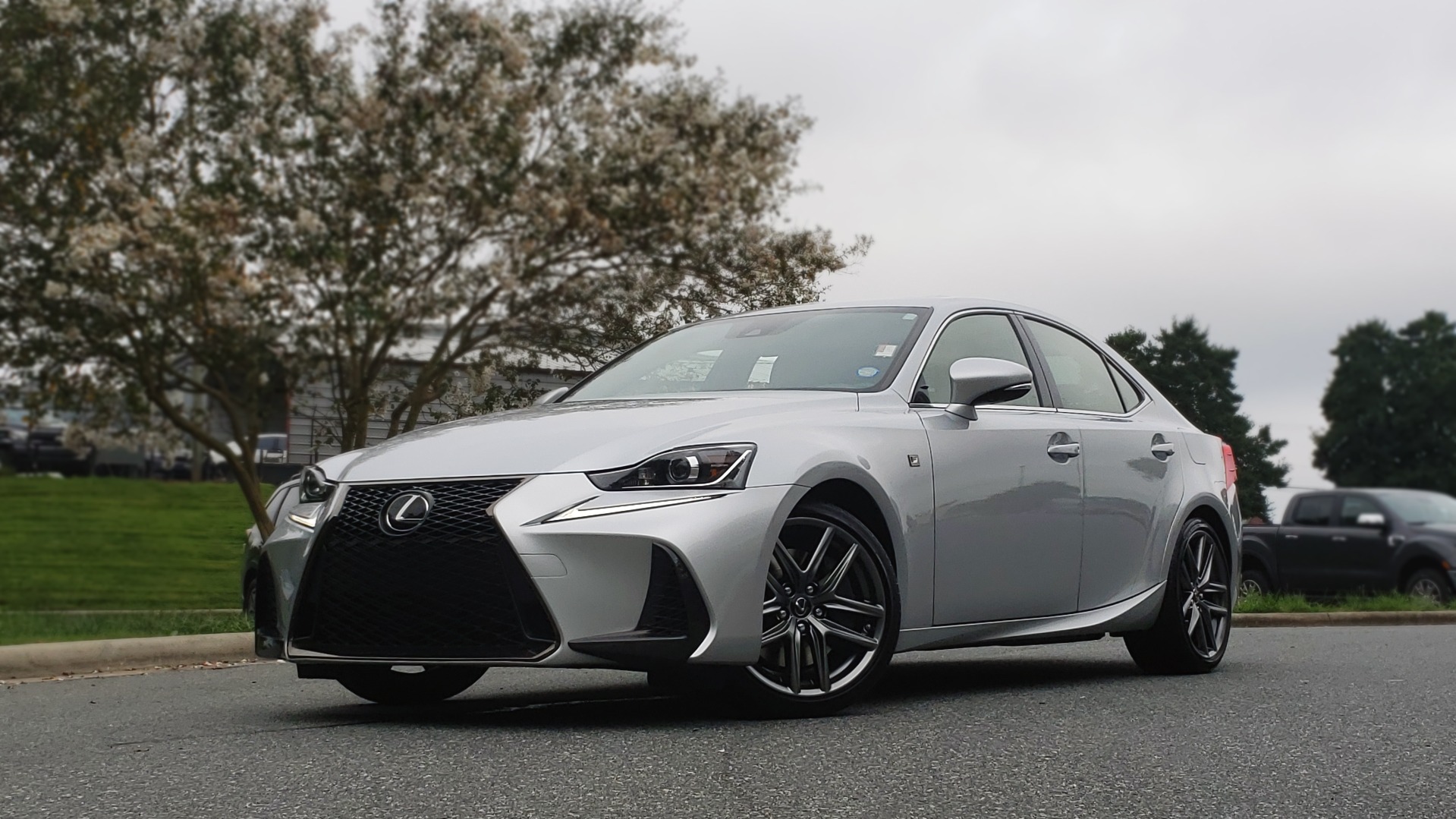 Used 2017 Lexus IS 200T F-SPORT / LEATHER / SUNROOF / 18IN WHEELS / REARVIEW for sale Sold at Formula Imports in Charlotte NC 28227 1