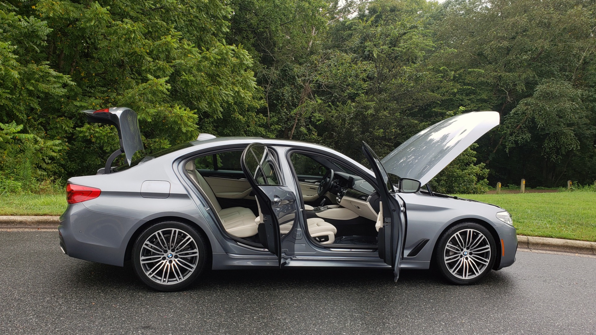 Used 2017 BMW 5 SERIES 530I M-SPORT / PREM PKG / DRVR ASST PLUS / LIGHTING / PREM SND for sale Sold at Formula Imports in Charlotte NC 28227 11
