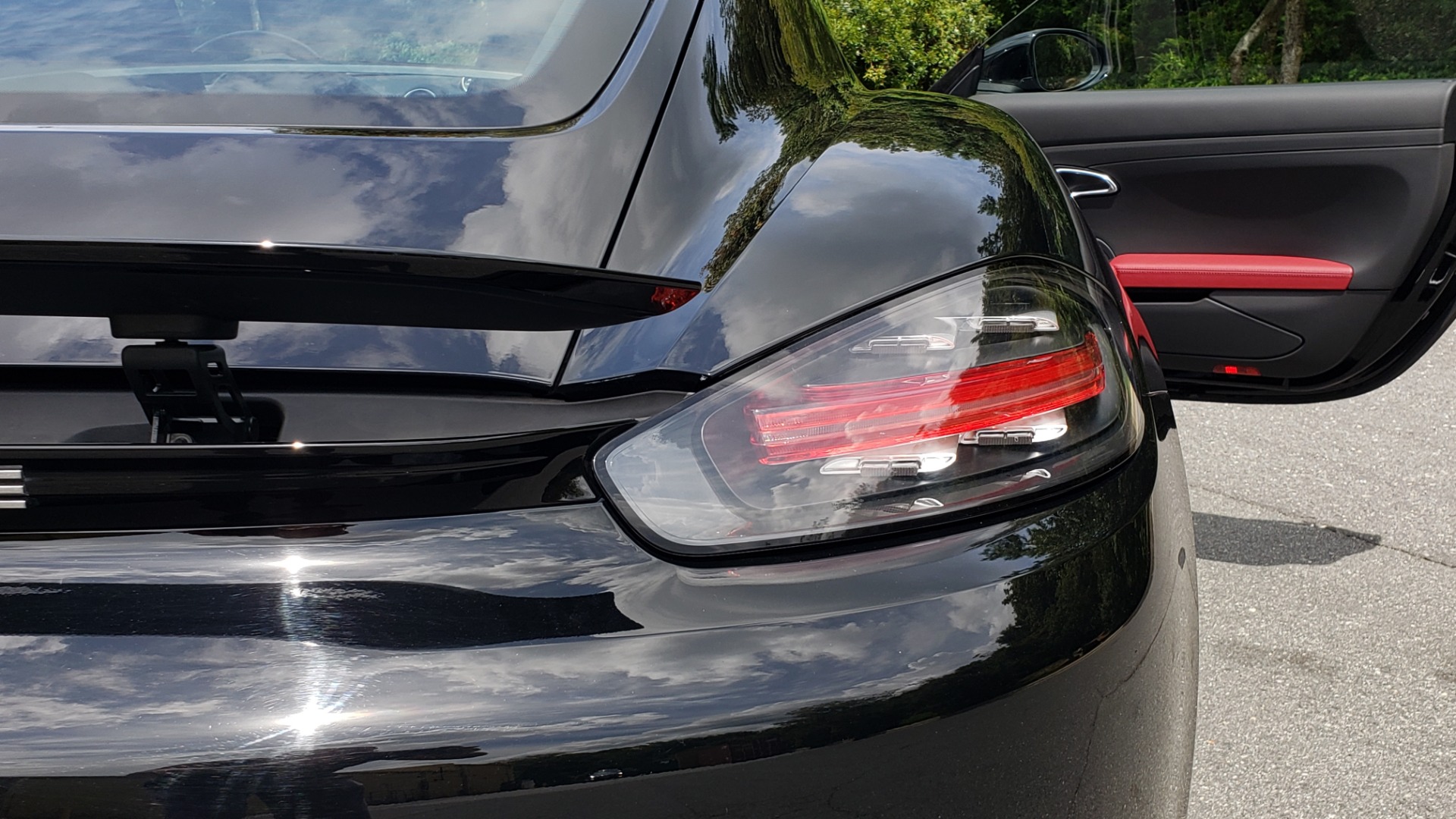 Used 2018 Porsche 718 CAYMAN S / PREM PKG PLUS / PDK / NAV / BOSE / CHRONO / SPORT EXHAUST for sale Sold at Formula Imports in Charlotte NC 28227 27