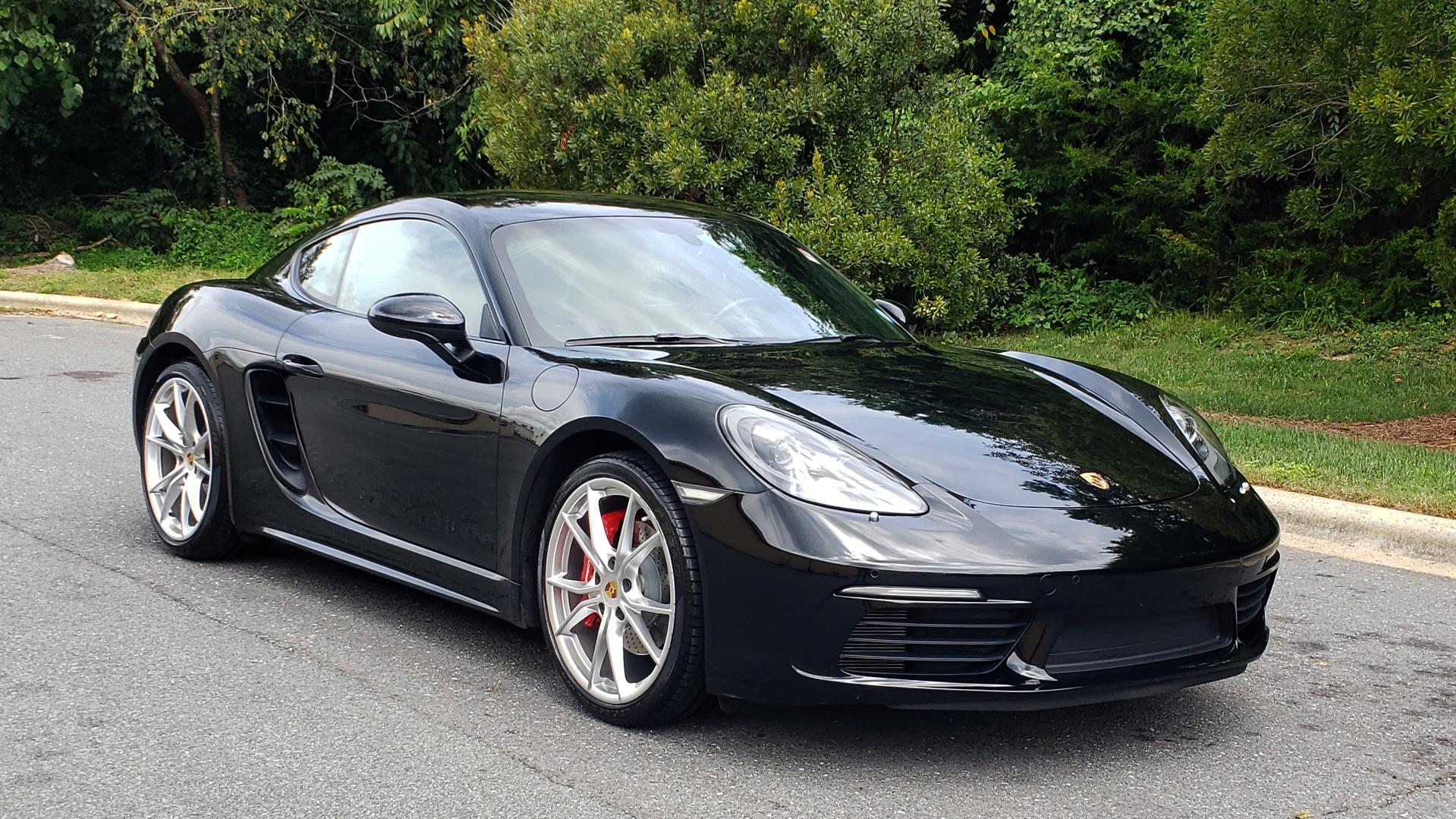 Used 2018 Porsche 718 CAYMAN S / PREM PKG PLUS / PDK / NAV / BOSE / CHRONO / SPORT EXHAUST for sale Sold at Formula Imports in Charlotte NC 28227 4