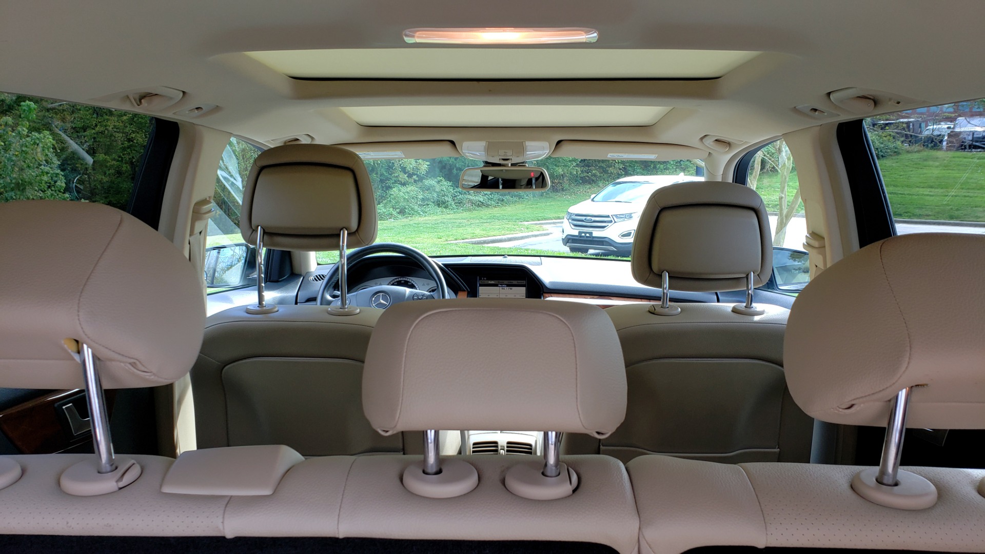 Used 2012 Mercedes-Benz GLK-CLASS GLK 350 4MATIC / PREM PKG / SUNROOF / KEYLESS-GO / NAV / REARVIEW for sale Sold at Formula Imports in Charlotte NC 28227 16
