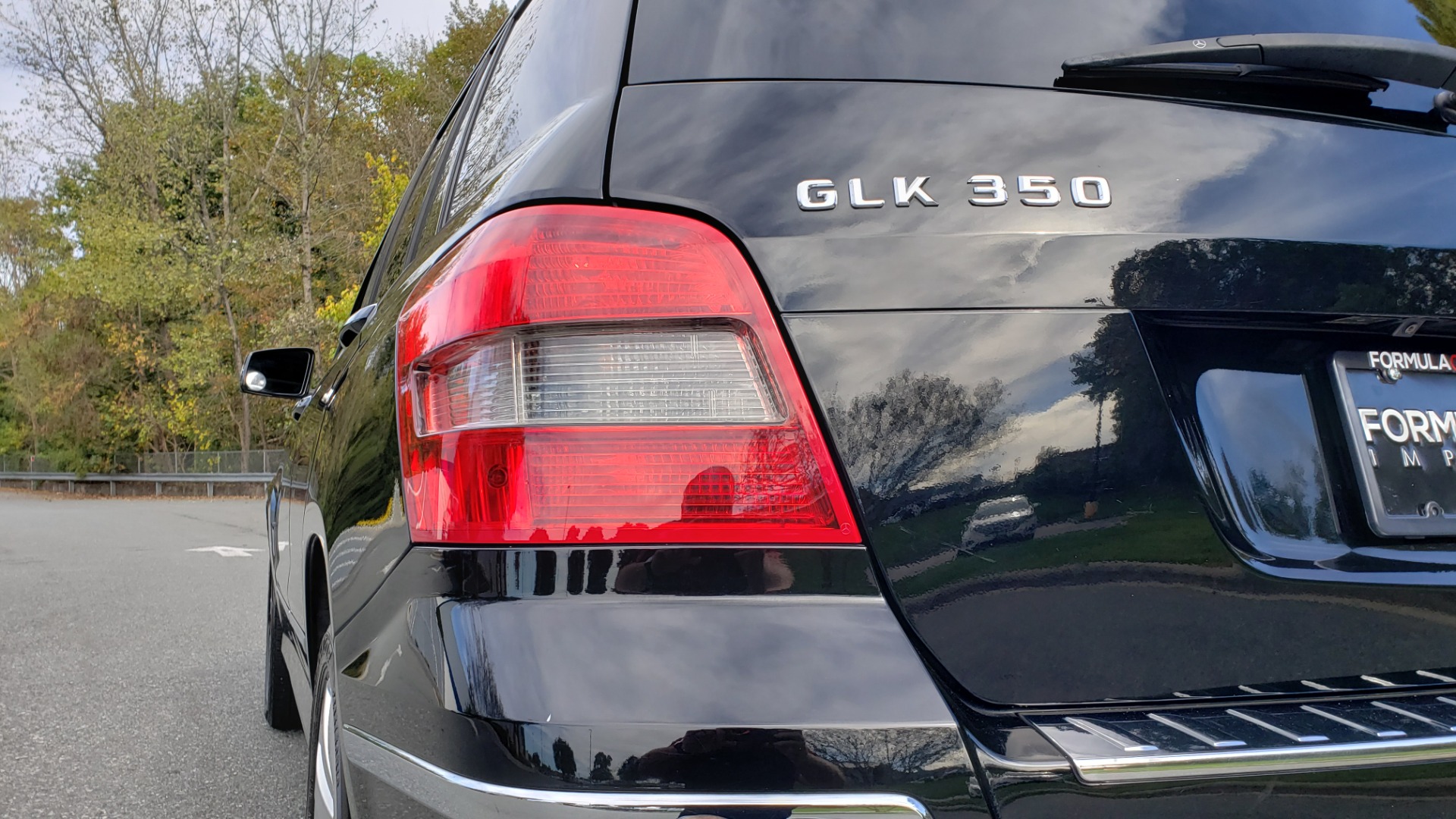 Used 2012 Mercedes-Benz GLK-CLASS GLK 350 4MATIC / PREM PKG / SUNROOF / KEYLESS-GO / NAV / REARVIEW for sale Sold at Formula Imports in Charlotte NC 28227 30