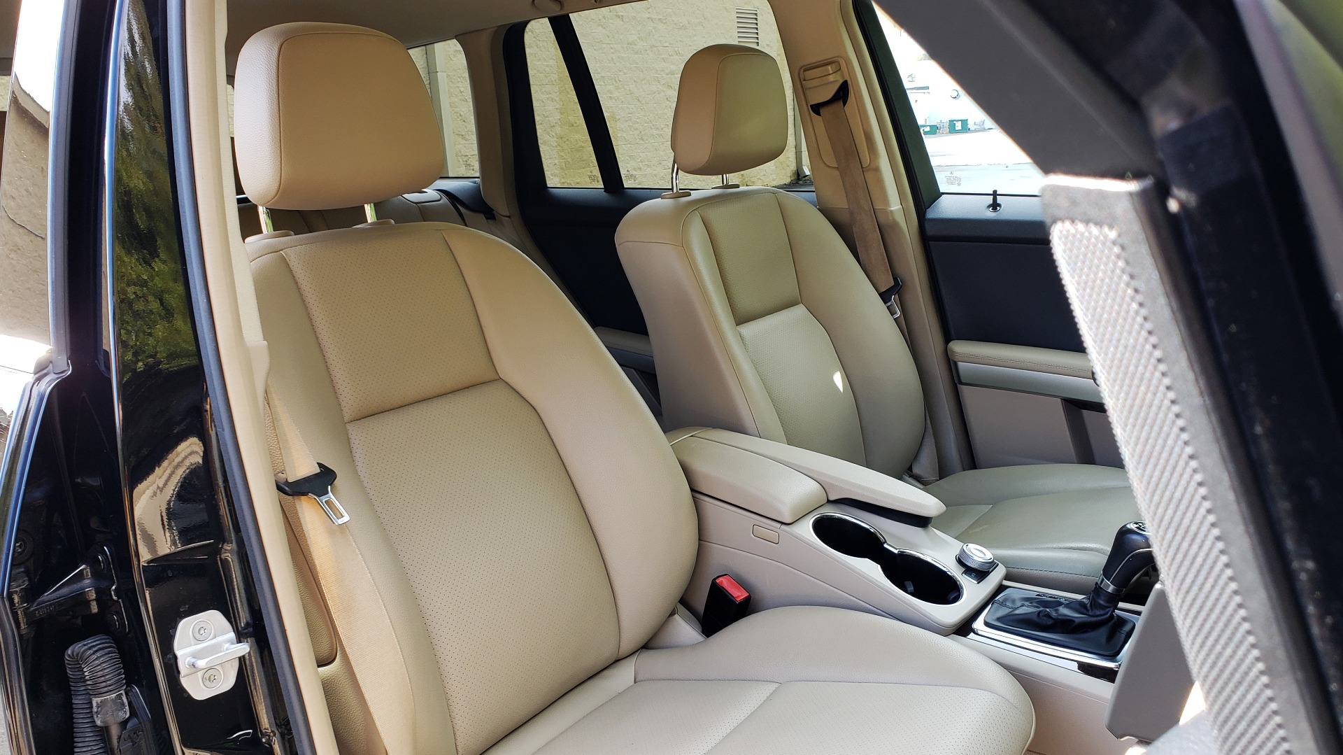 Used 2012 Mercedes-Benz GLK-CLASS GLK 350 4MATIC / PREM PKG / SUNROOF / KEYLESS-GO / NAV / REARVIEW for sale Sold at Formula Imports in Charlotte NC 28227 68