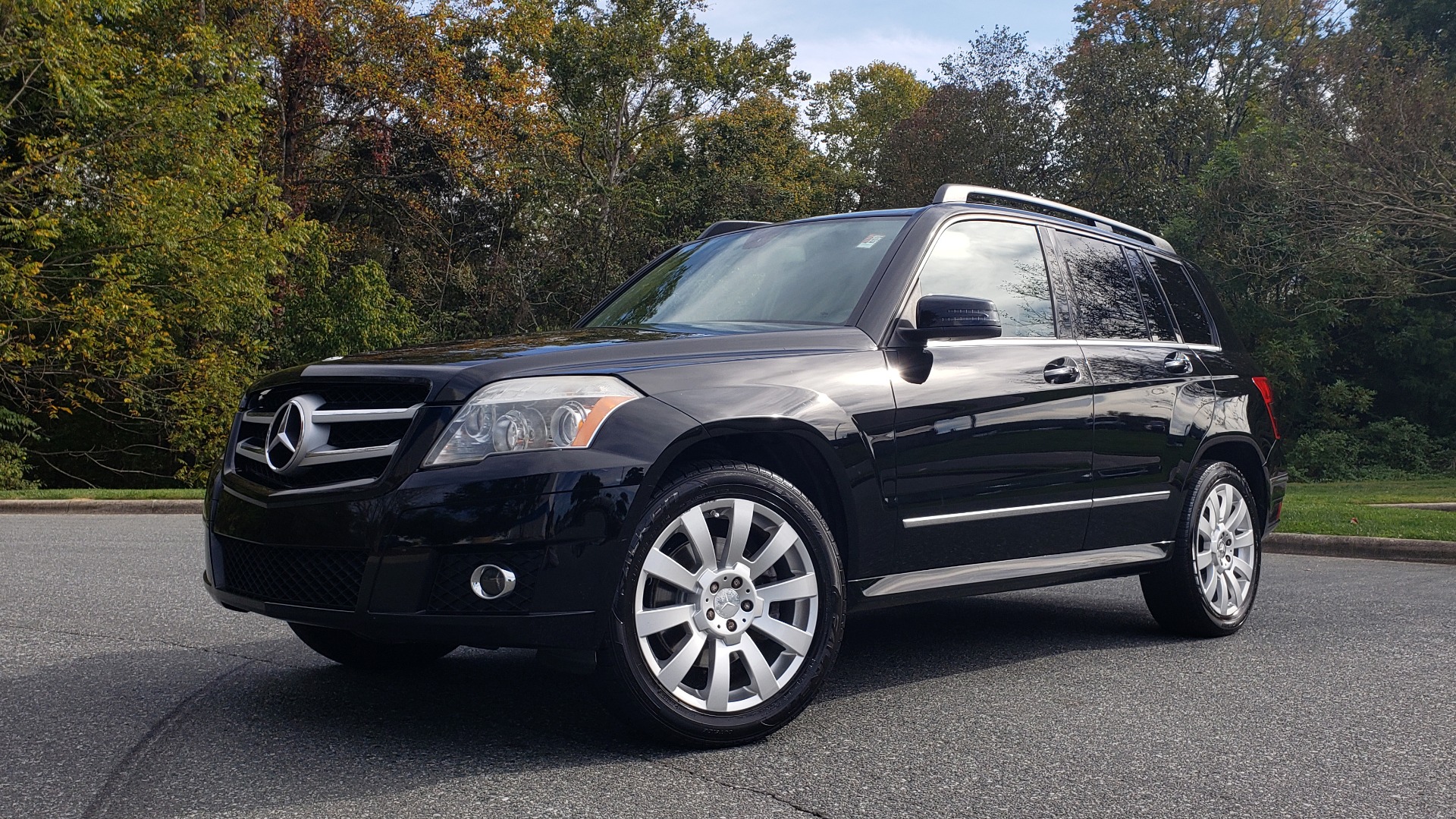 Used 2012 Mercedes-Benz GLK-CLASS GLK 350 4MATIC / PREM PKG / SUNROOF / KEYLESS-GO / NAV / REARVIEW for sale Sold at Formula Imports in Charlotte NC 28227 1