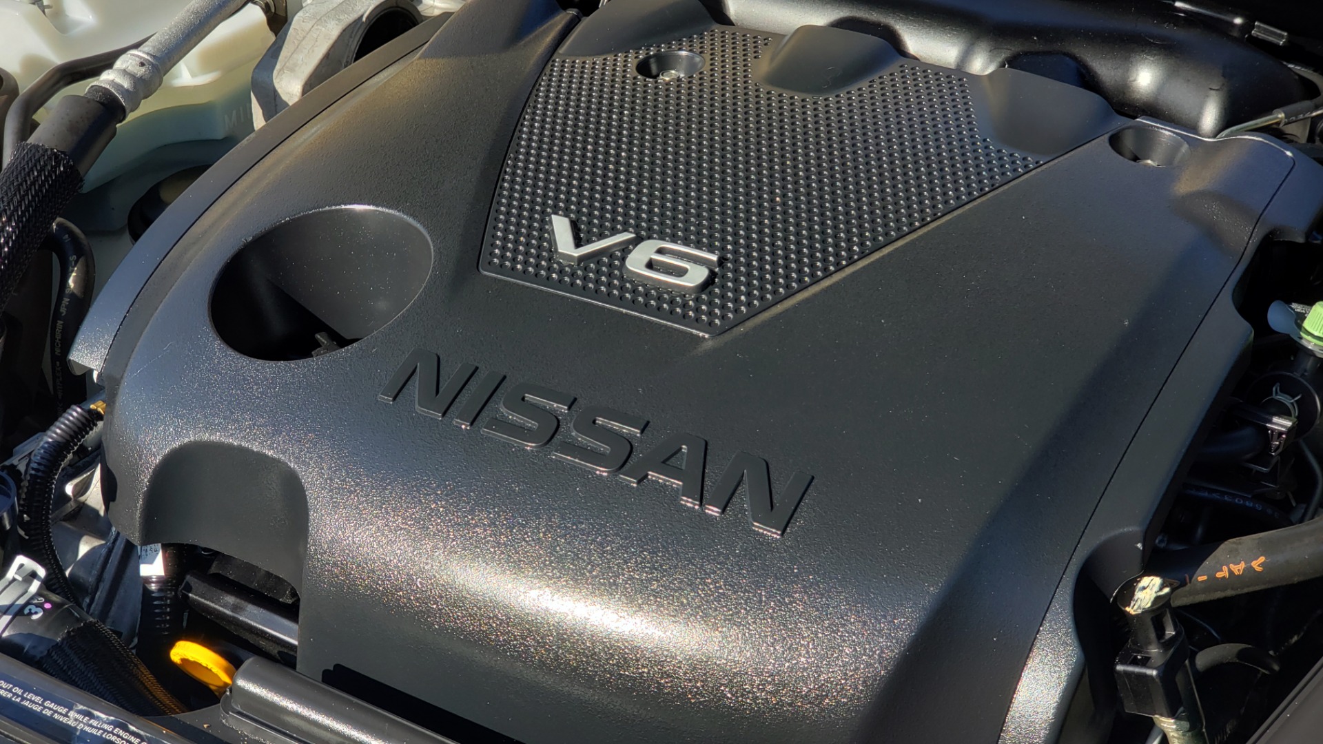Used 2016 Nissan MAXIMA 3.5 SR / NAV / BOSE / VENT STS / CVT / REARVIEW for sale Sold at Formula Imports in Charlotte NC 28227 17