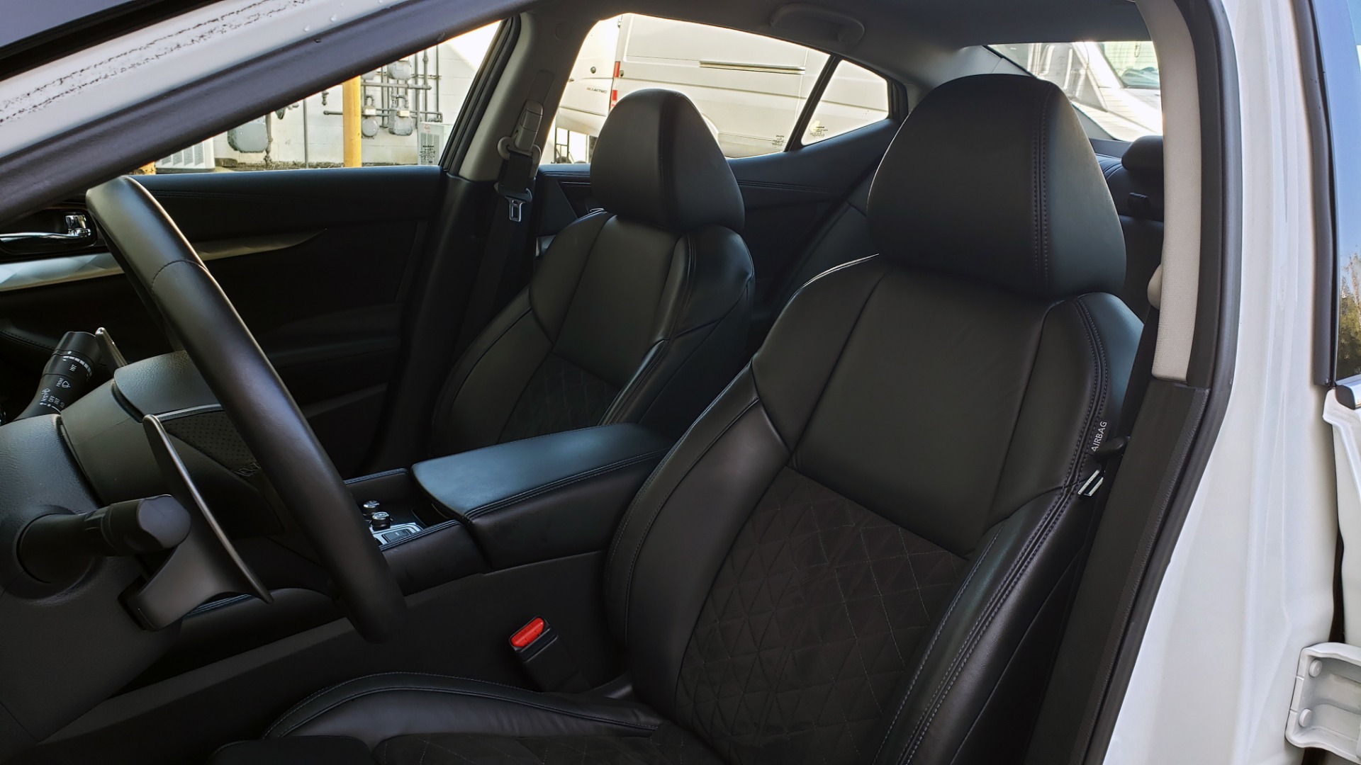 Used 2016 Nissan MAXIMA 3.5 SR / NAV / BOSE / VENT STS / CVT / REARVIEW for sale Sold at Formula Imports in Charlotte NC 28227 35