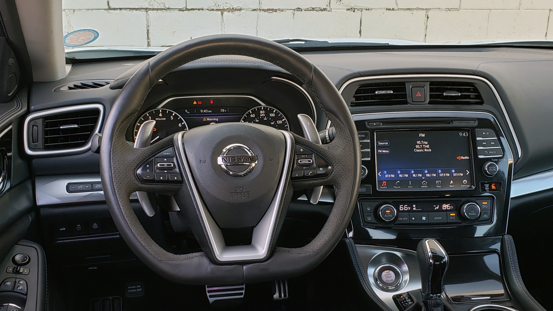 Used 2016 Nissan MAXIMA 3.5 SR / NAV / BOSE / VENT STS / CVT / REARVIEW for sale Sold at Formula Imports in Charlotte NC 28227 38