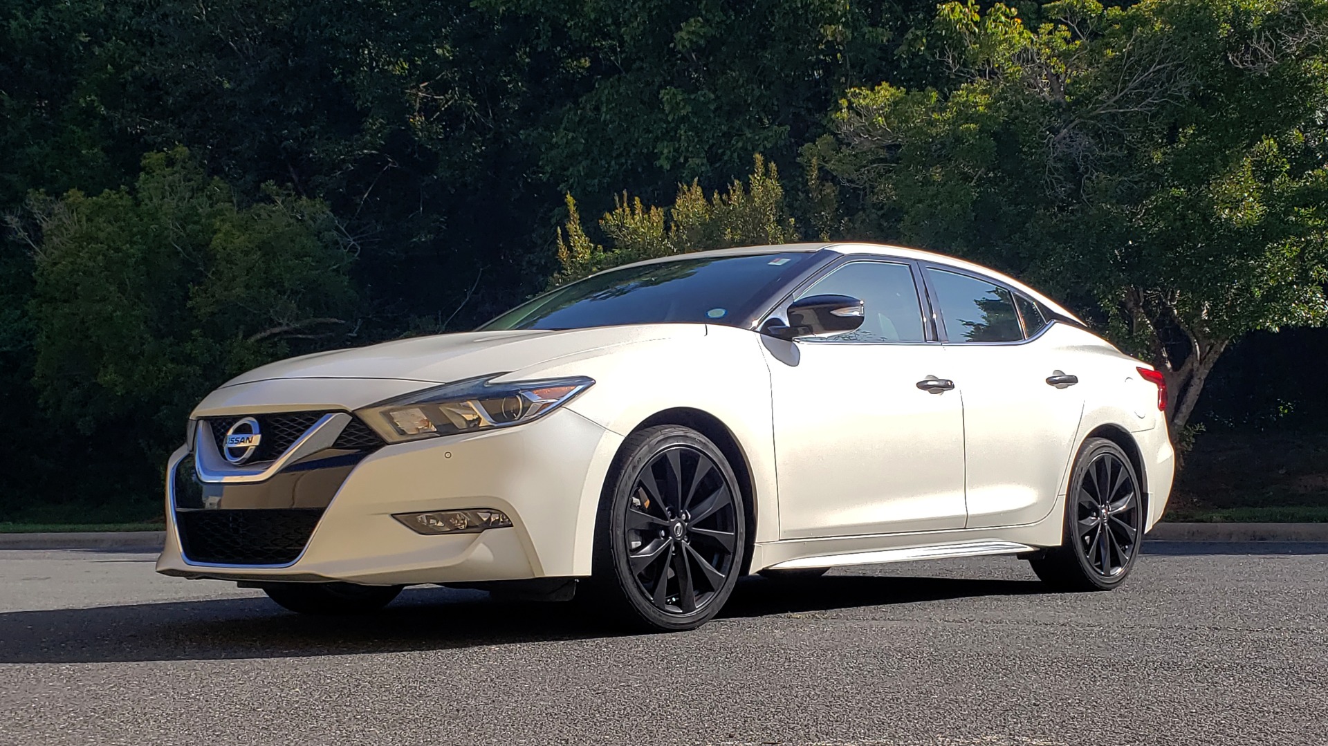 Used 2016 Nissan MAXIMA 3.5 SR / NAV / BOSE / VENT STS / CVT / REARVIEW for sale Sold at Formula Imports in Charlotte NC 28227 9