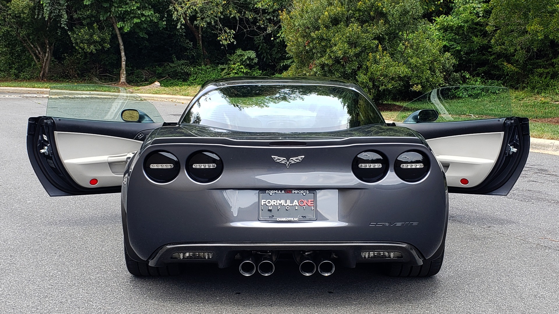 Used 2010 Chevrolet CORVETTE Z16 GRAND SPORT 3LT / HUD / 6.2L V8 / 6-SPD AUTO / NPP EXH for sale Sold at Formula Imports in Charlotte NC 28227 36