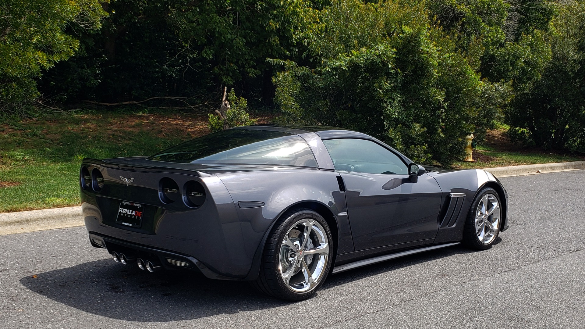 Used 2010 Chevrolet CORVETTE Z16 GRAND SPORT 3LT / HUD / 6.2L V8 / 6-SPD AUTO / NPP EXH for sale Sold at Formula Imports in Charlotte NC 28227 5